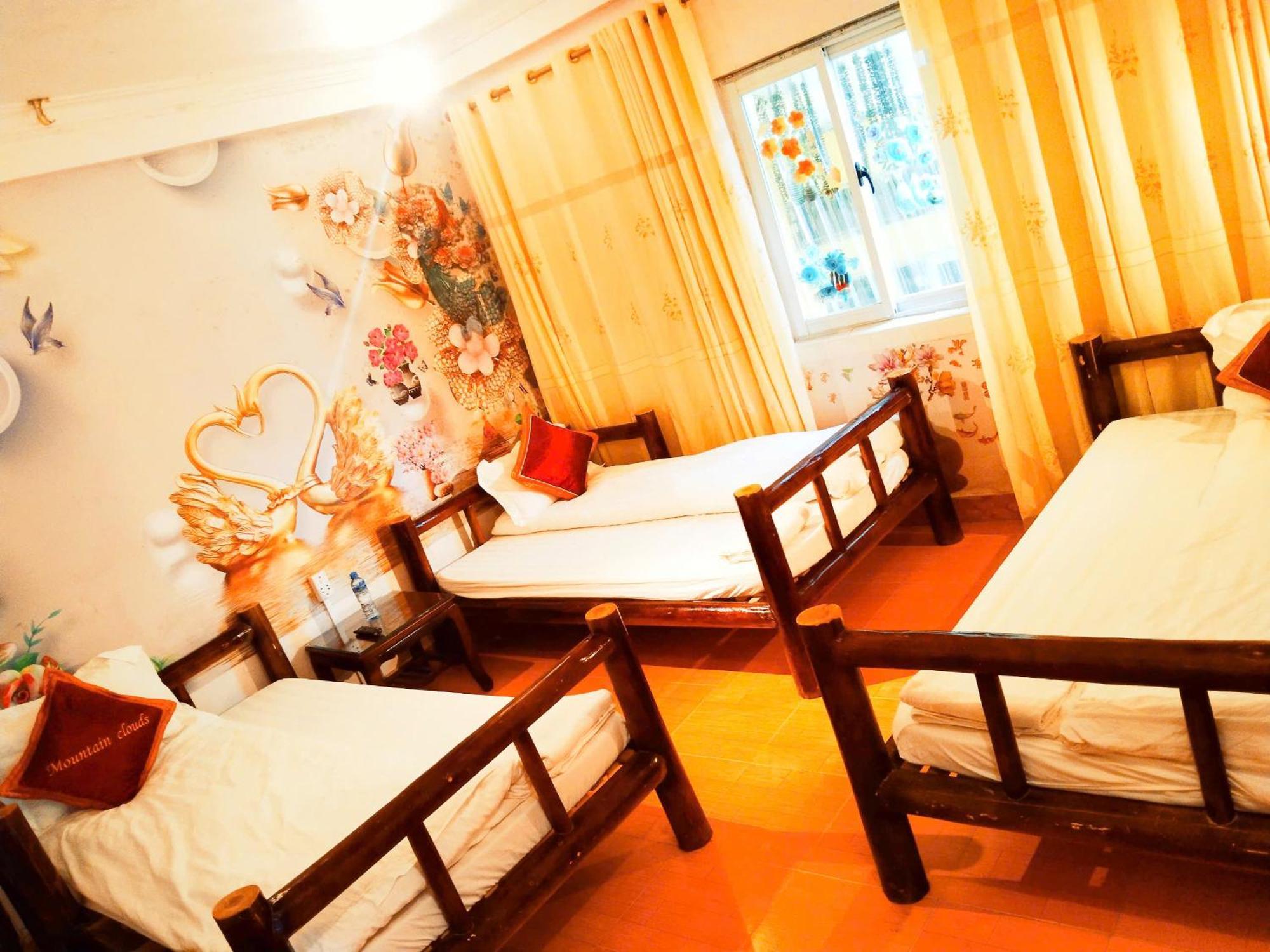 Basic Triple Room