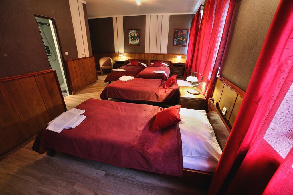 Comfort Triple Room