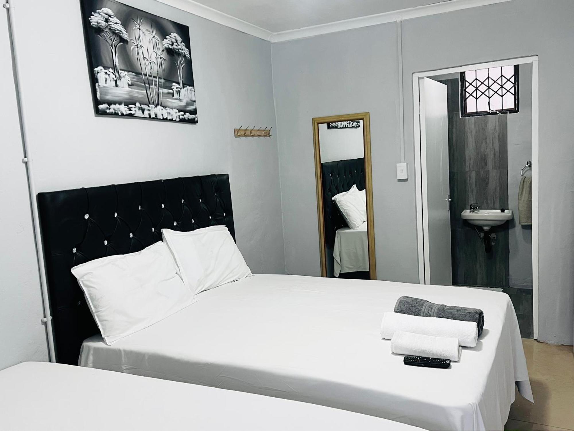 Deluxe Double Room with Bath