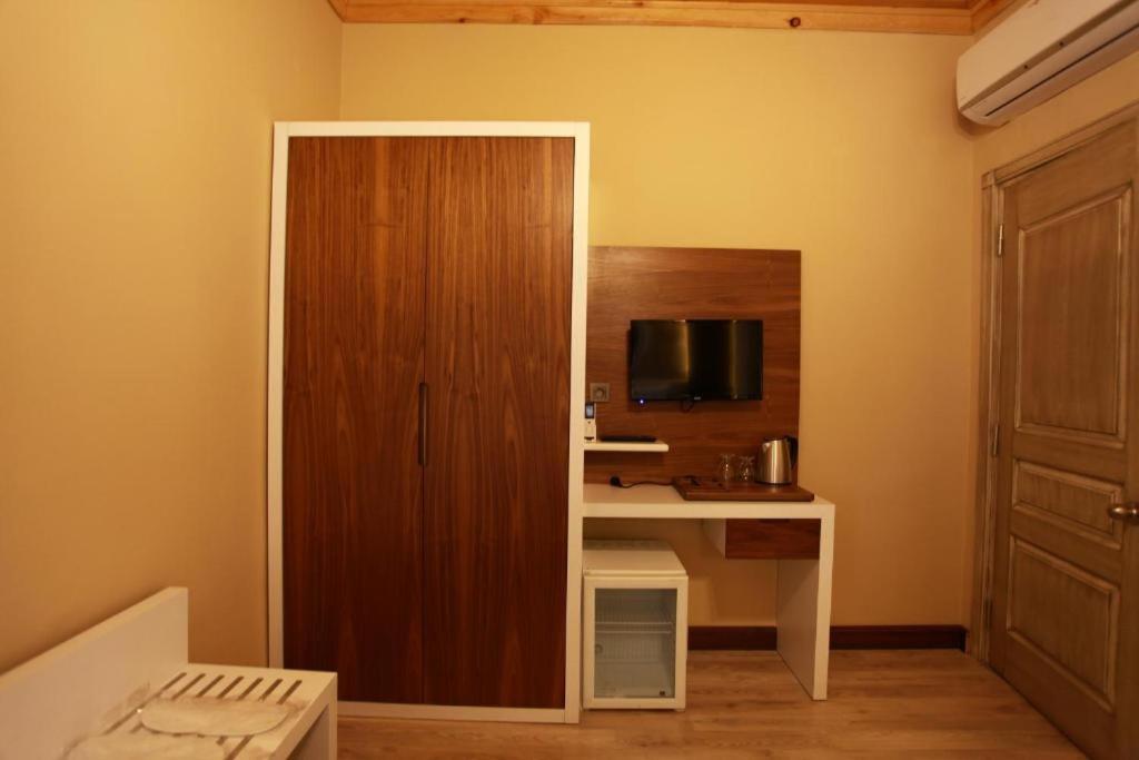 Deluxe Double Room,1645649570:JPEG