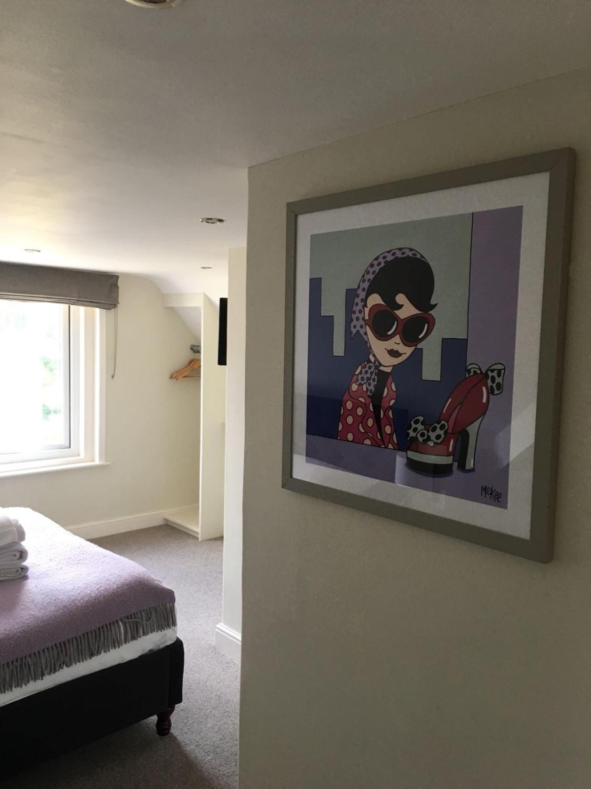 Room #187661705,1650002428:JPEG