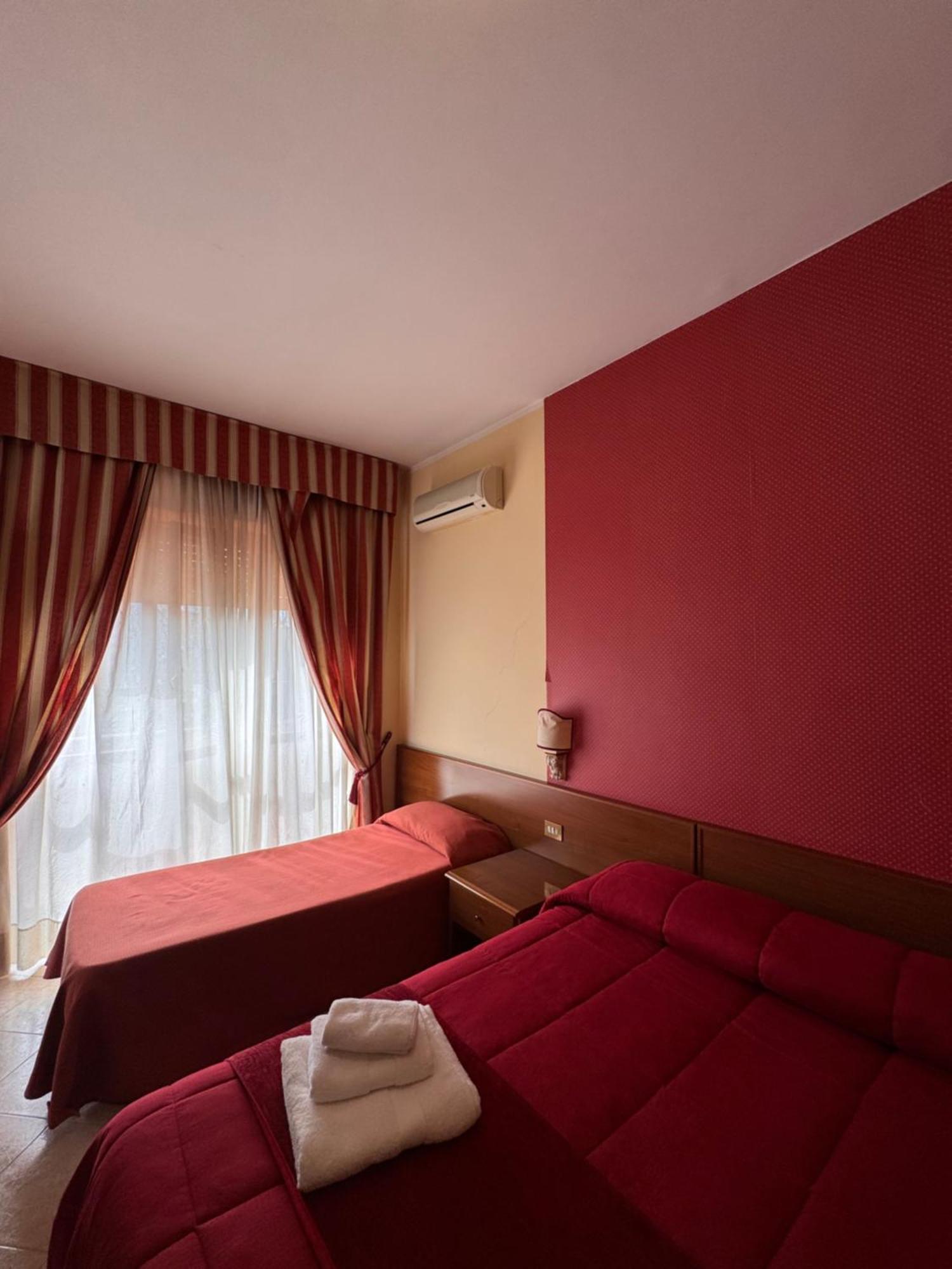 Habitación Triple con balcón