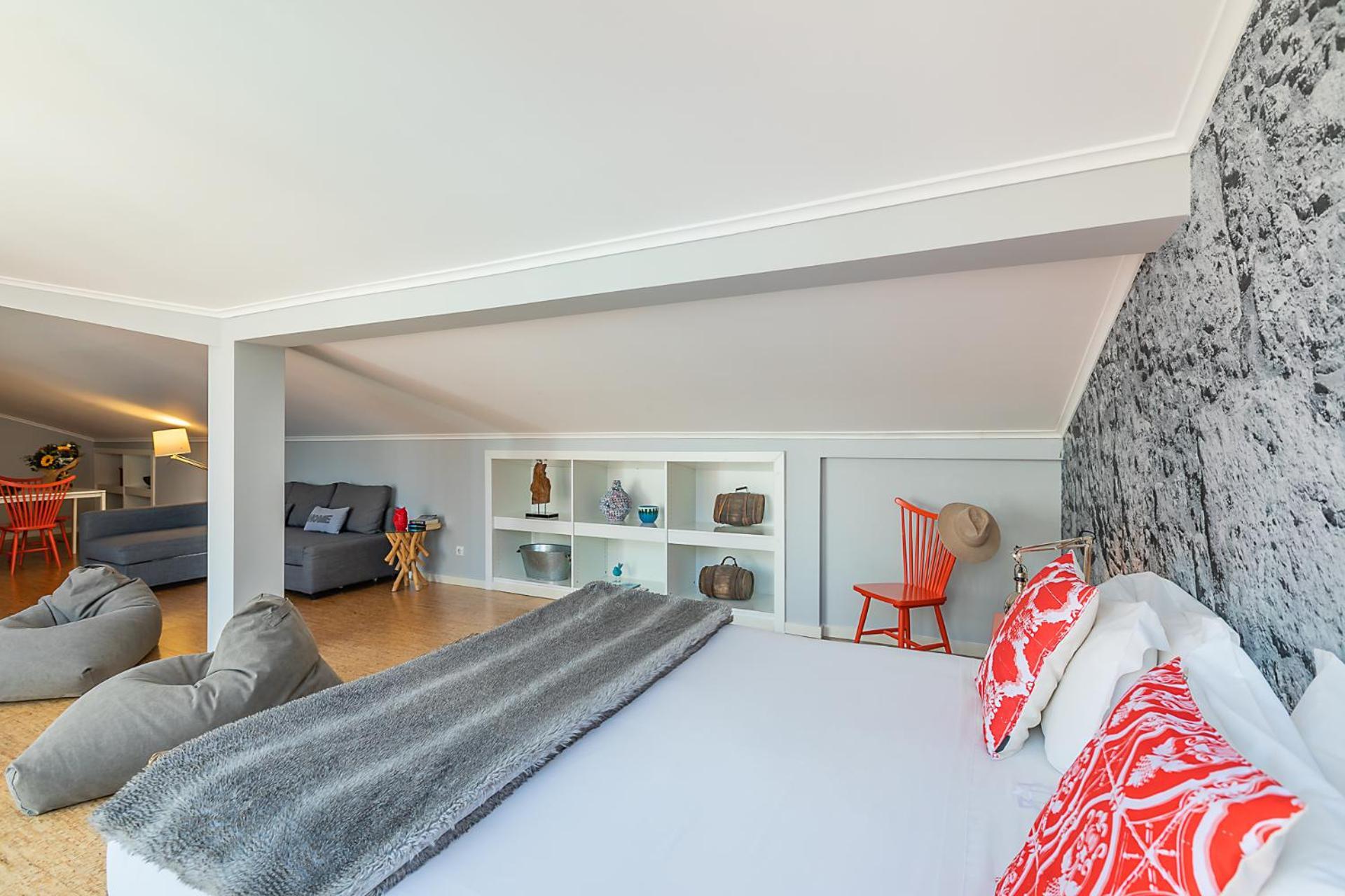 Suite Familiar con zona de cocina y vistas a la ciudad