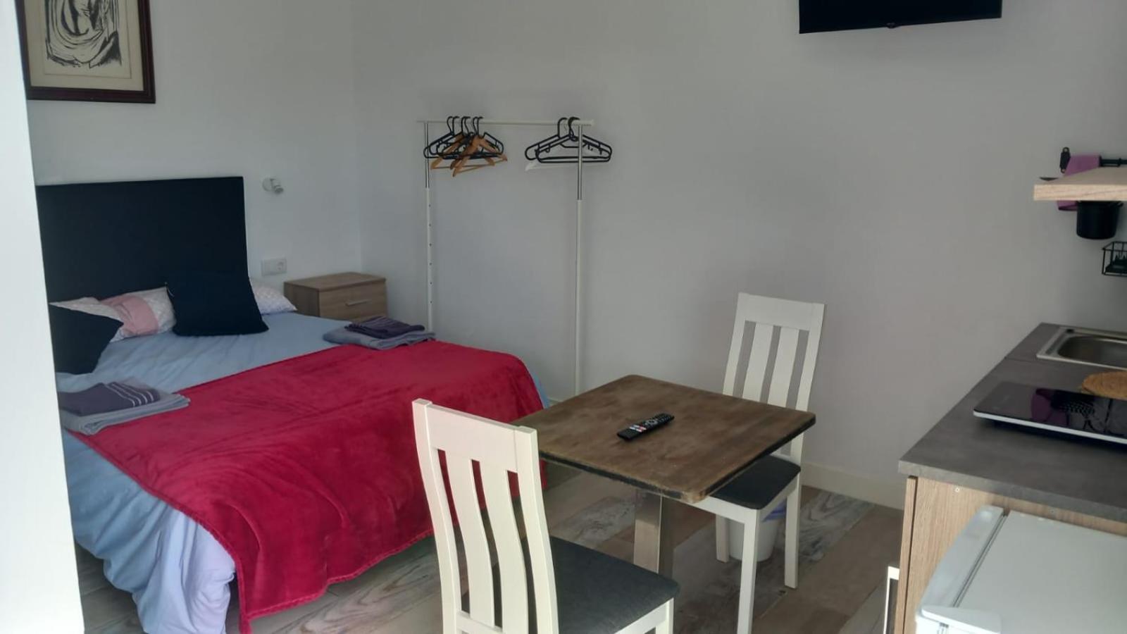 One-Bedroom Standard Apartment,1651904422:JPEG