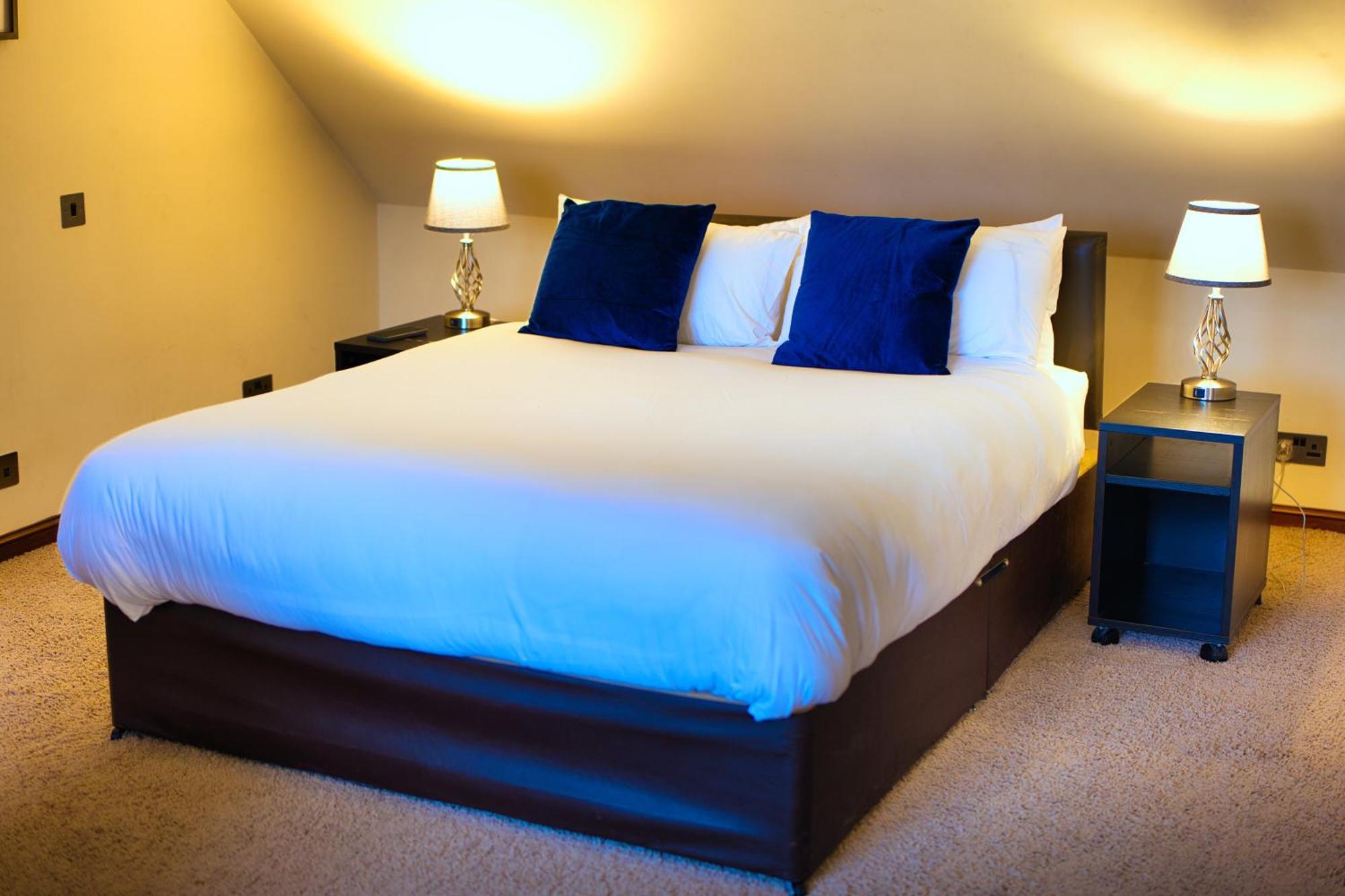 Double Room with Private Bathroom,1656238707:JPEG