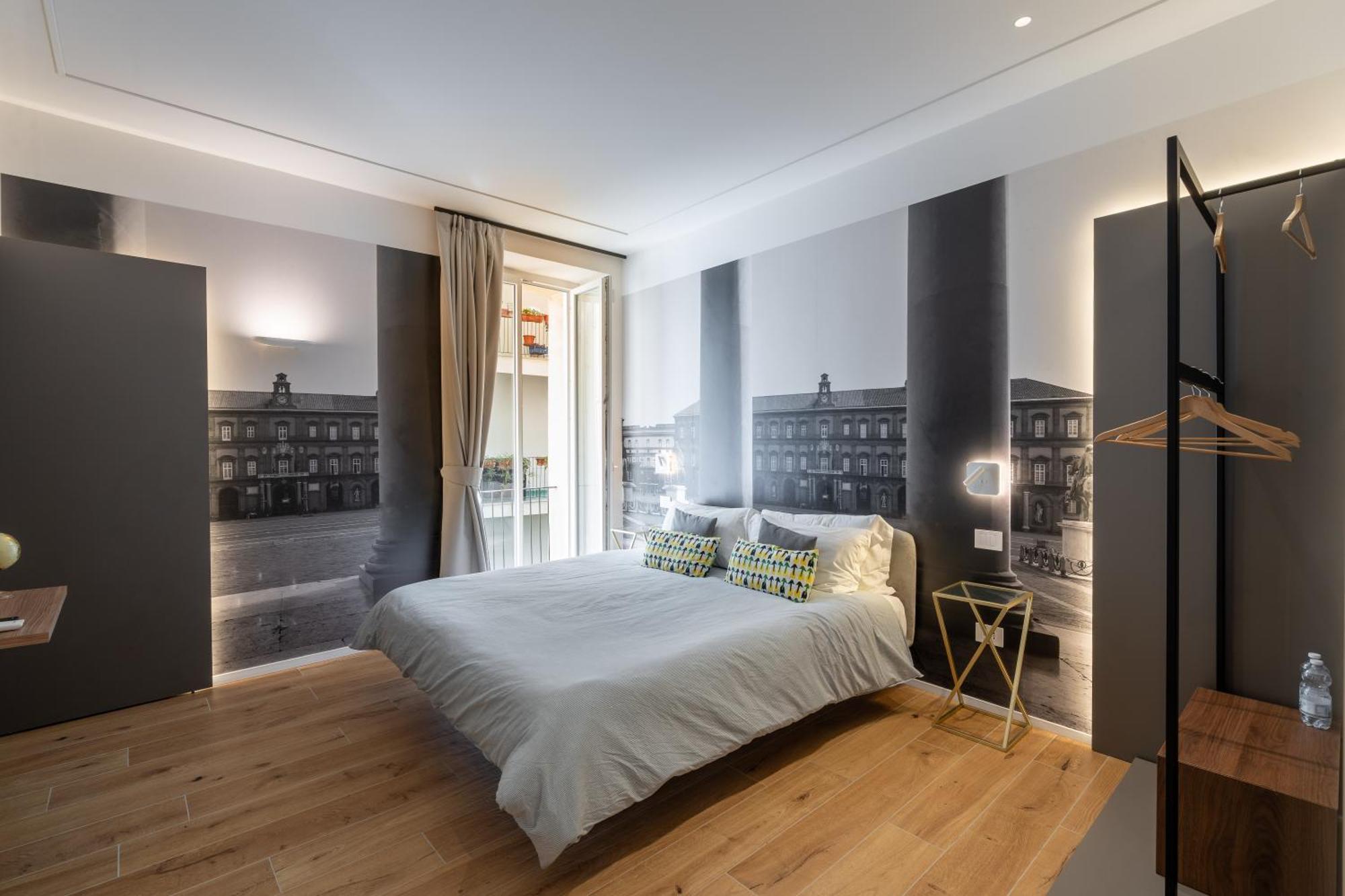 Deluxe King Suite