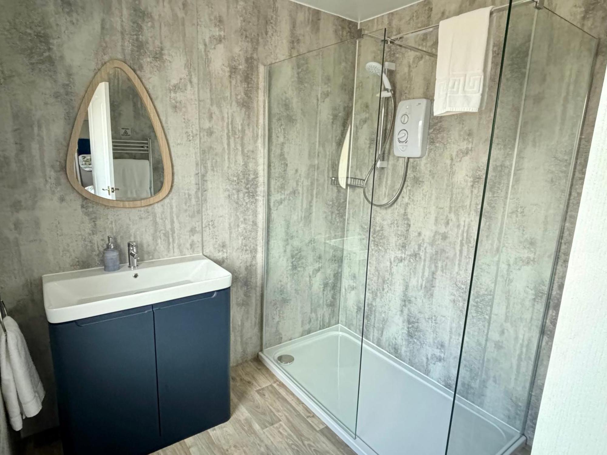 Tweepersoonskamer met 2 Aparte Bedden