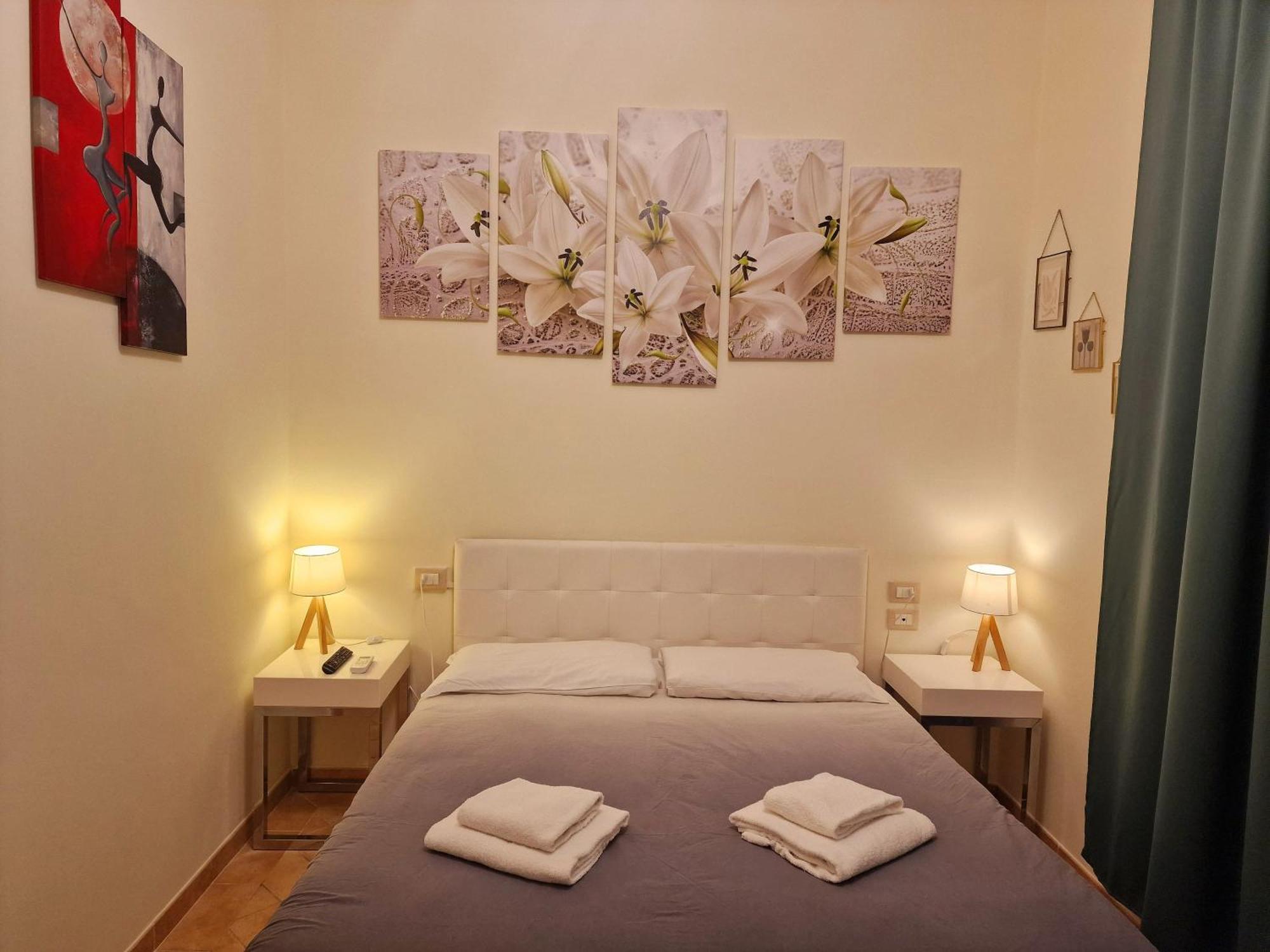 Double Room,1658859340:JPEG