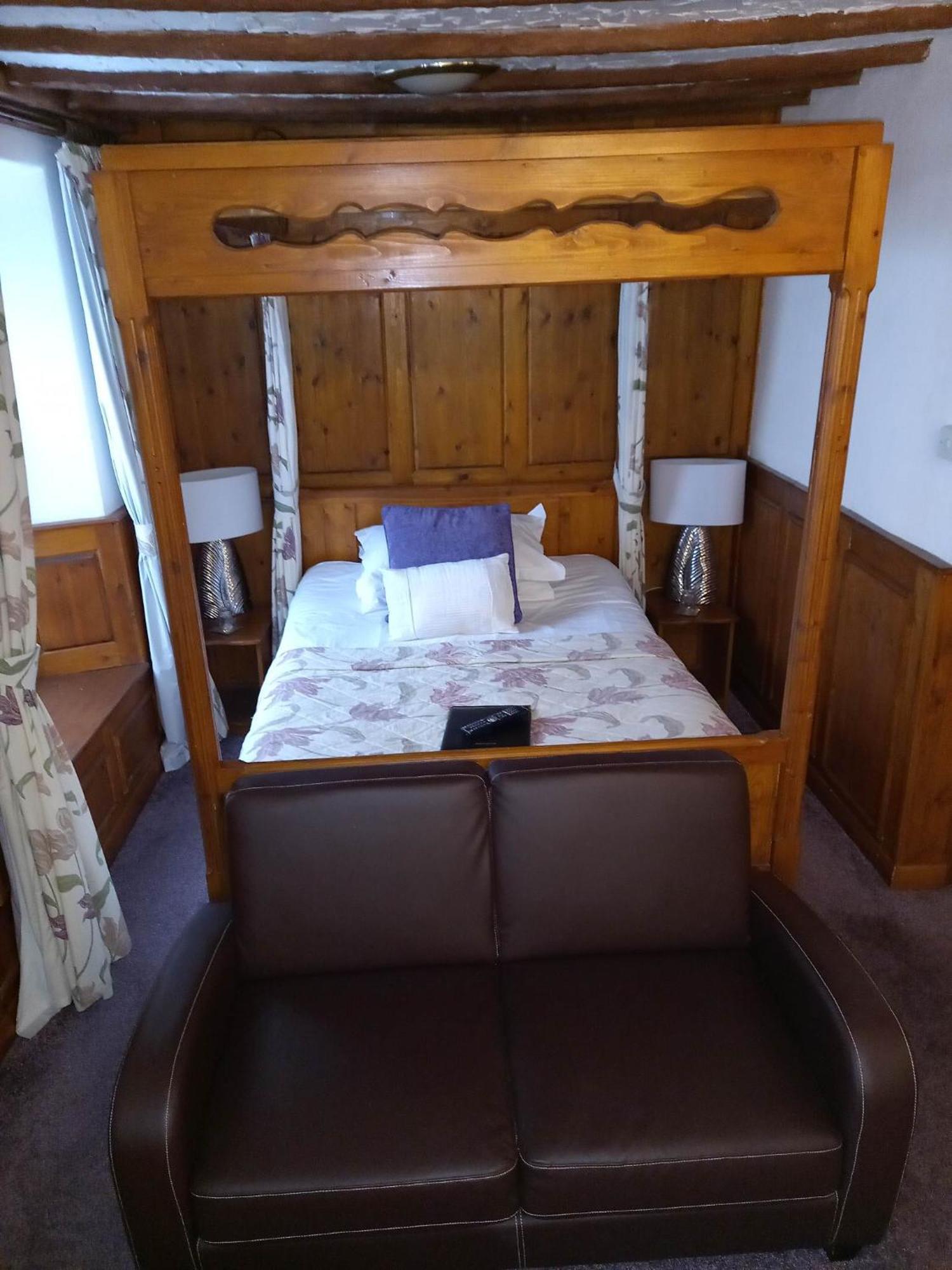 Deluxe Double Room,1659467927:JPEG