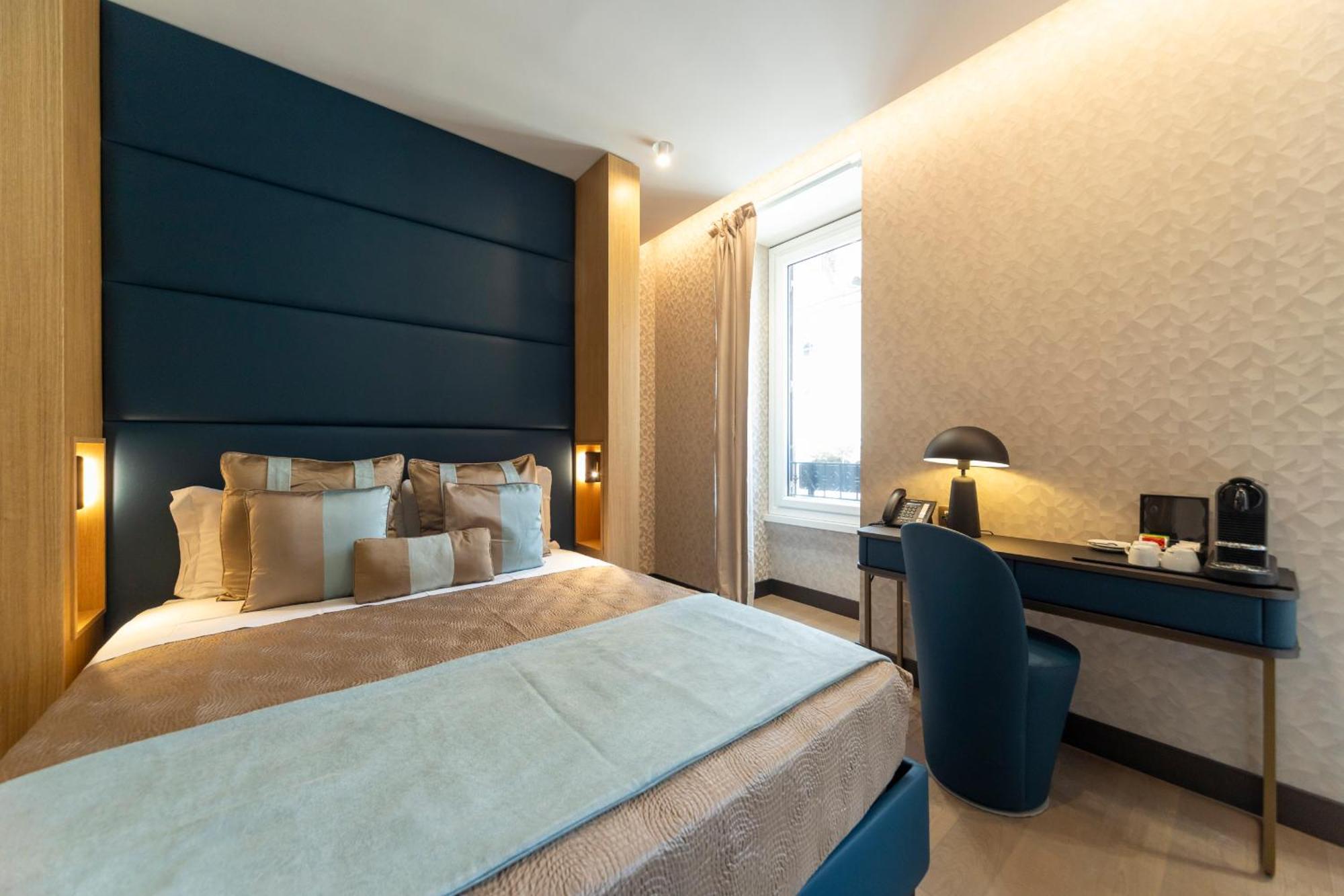 Exclusive Suite Spa Bath,1663747460:JPEG