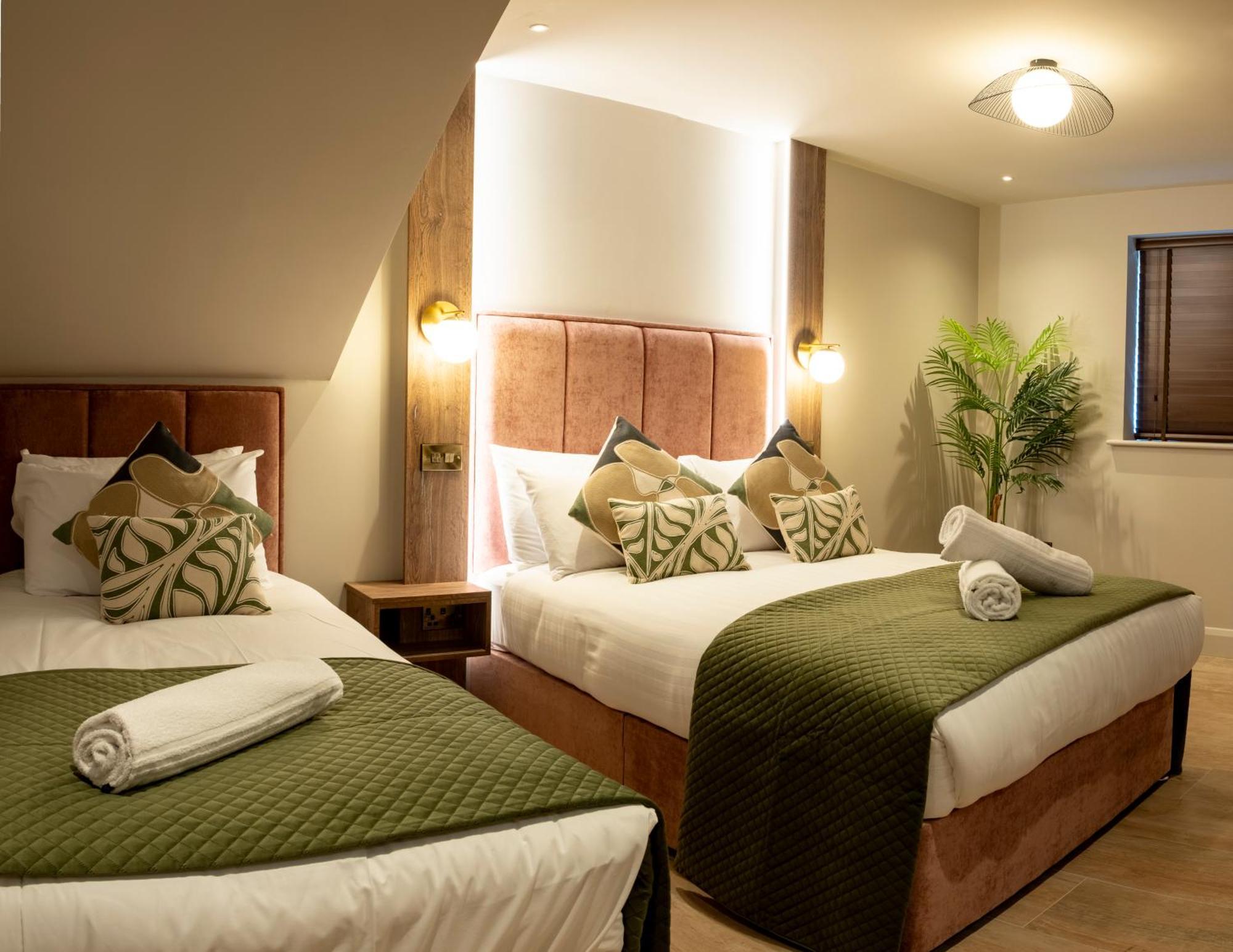 Deluxe Triple Room