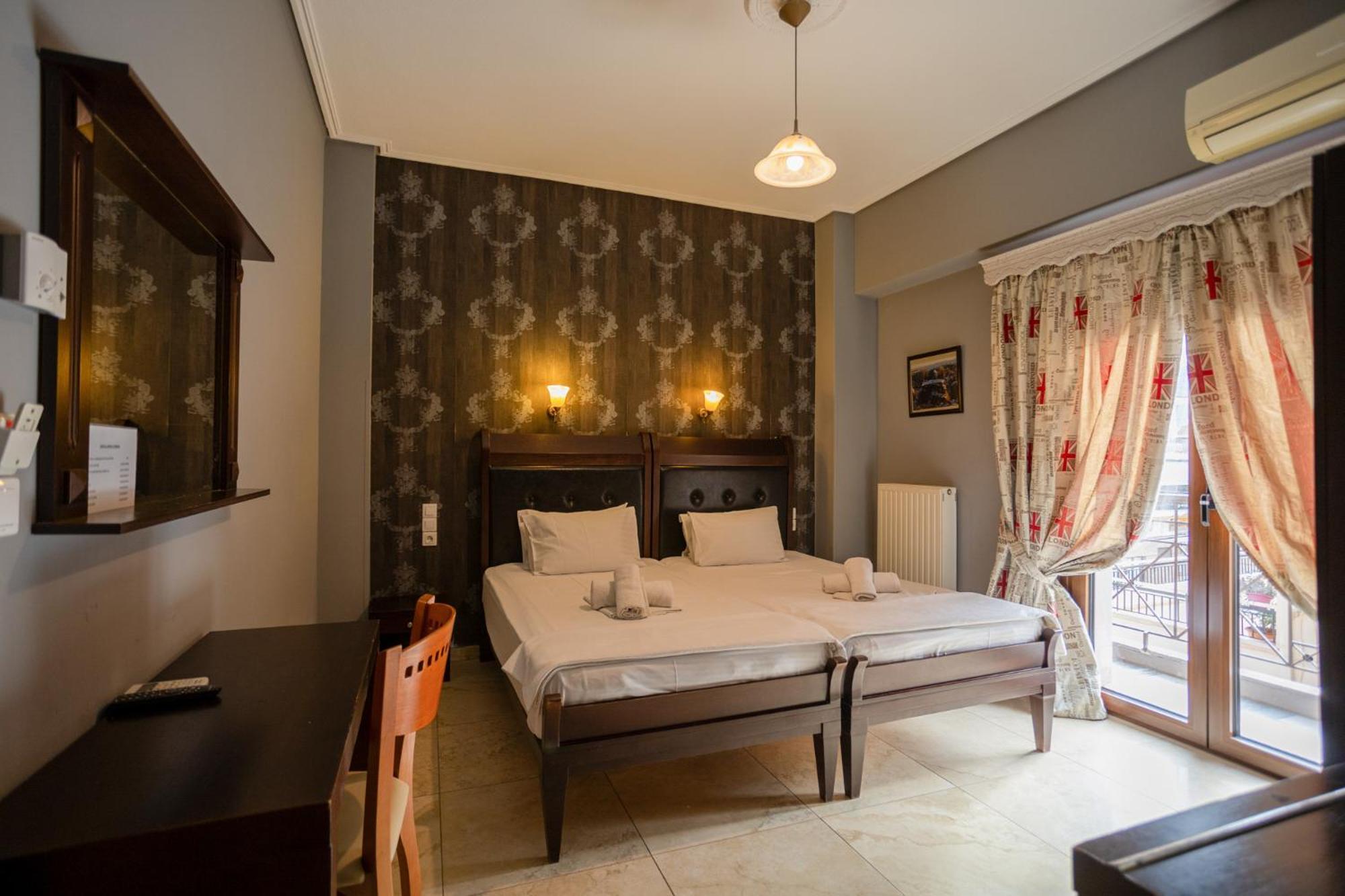 Twin Room with Mountain View