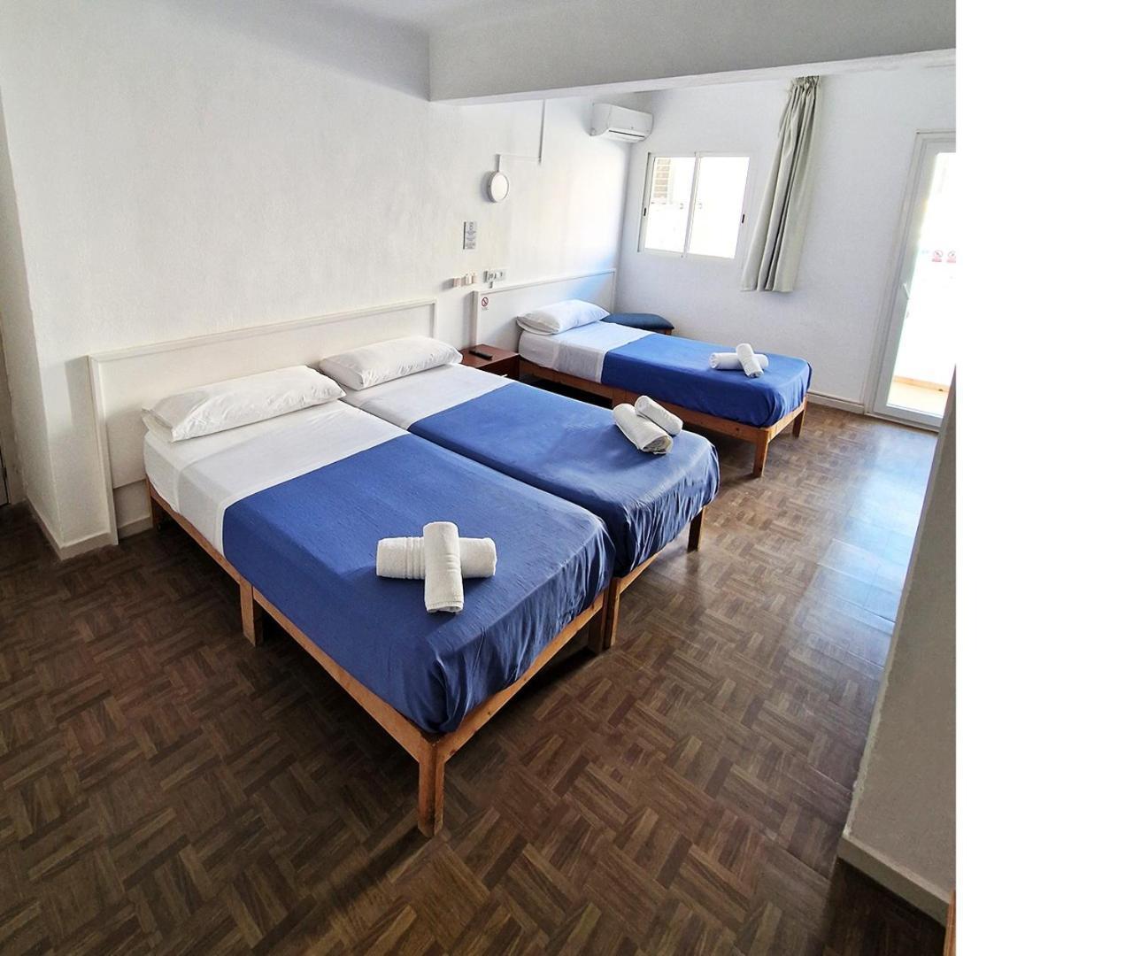 Deluxe Double Room with Extra Bed,1668223145:JPEG