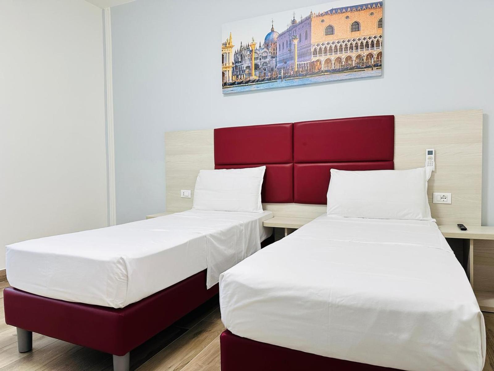 Twin Room with Private Bathroom