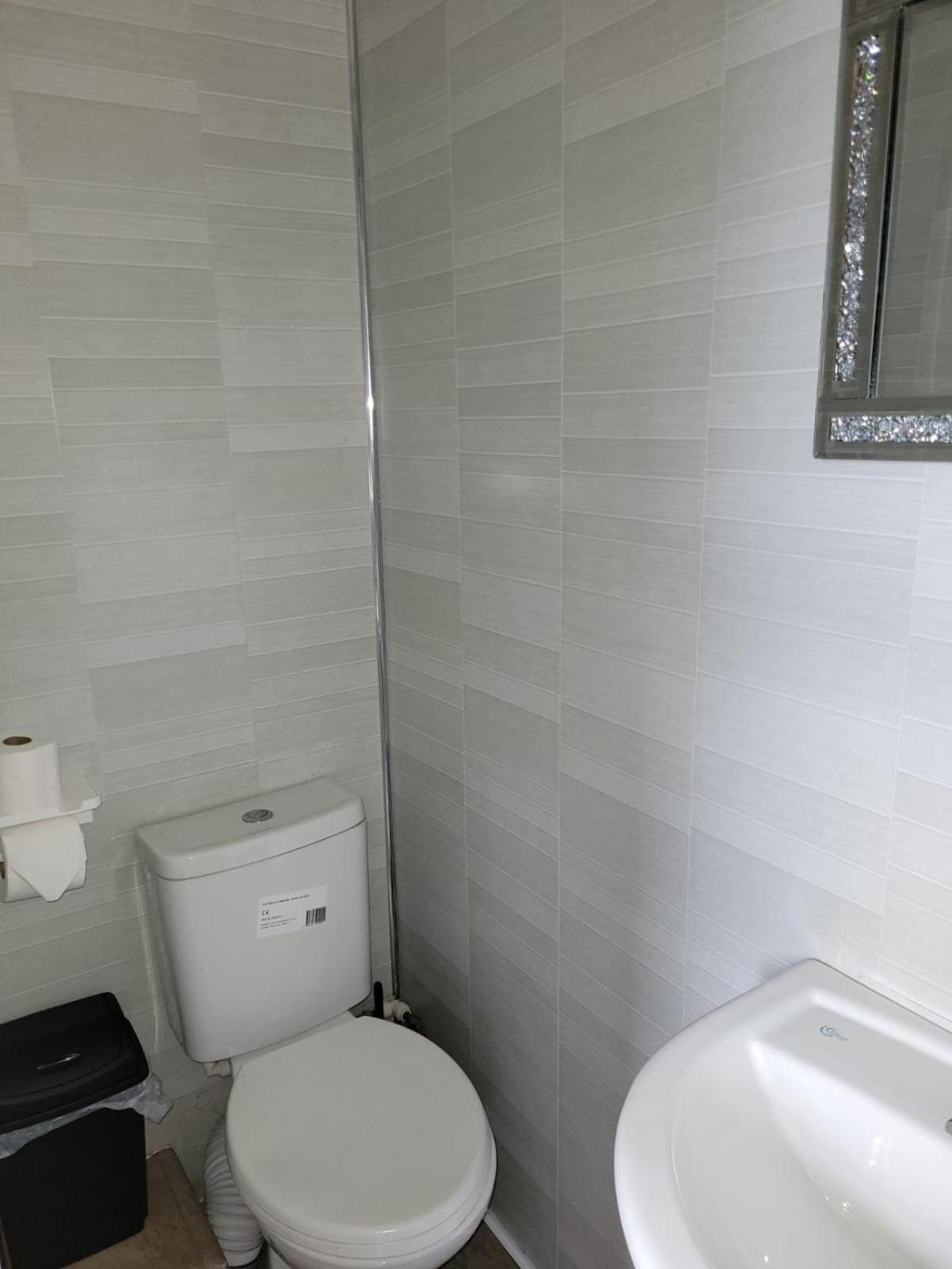 Small Double Room,1670952400:JPEG