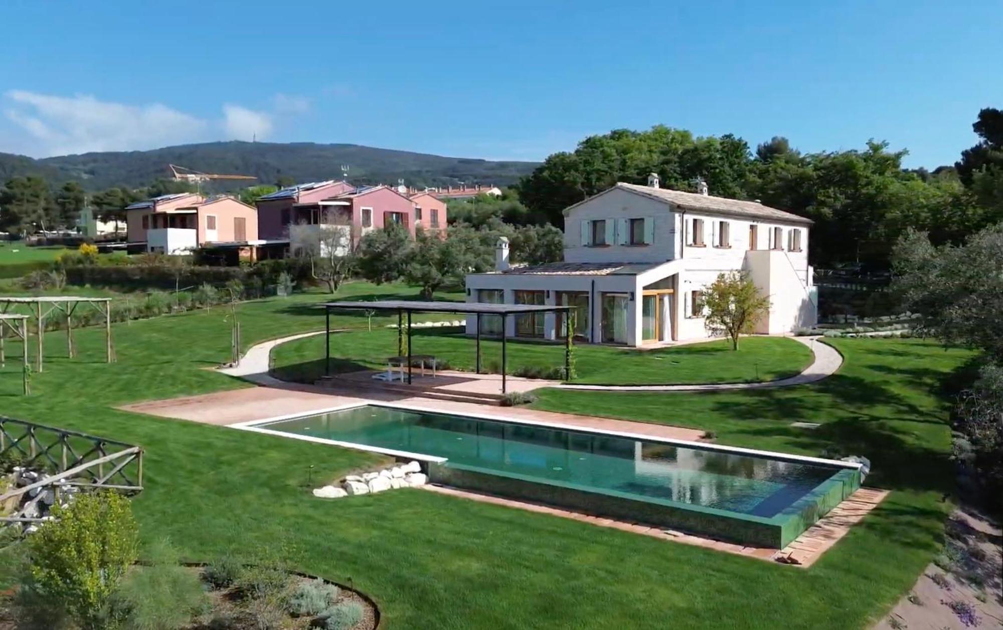 Villa con Piscina Privata