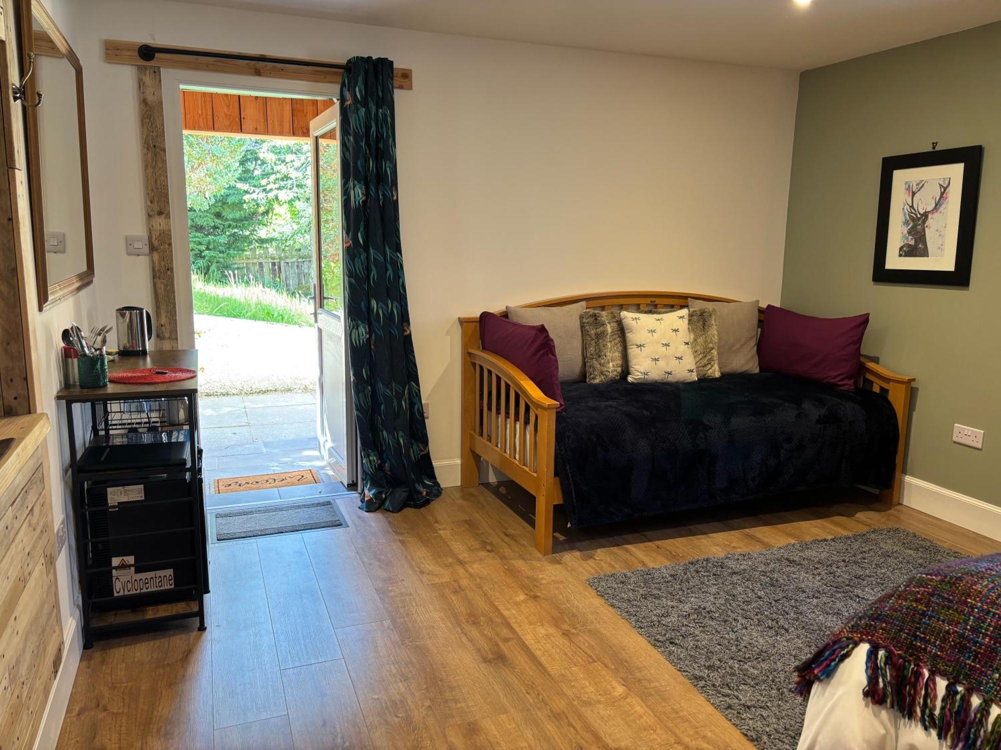 Double Room Extra Bed,1671963317:JPEG