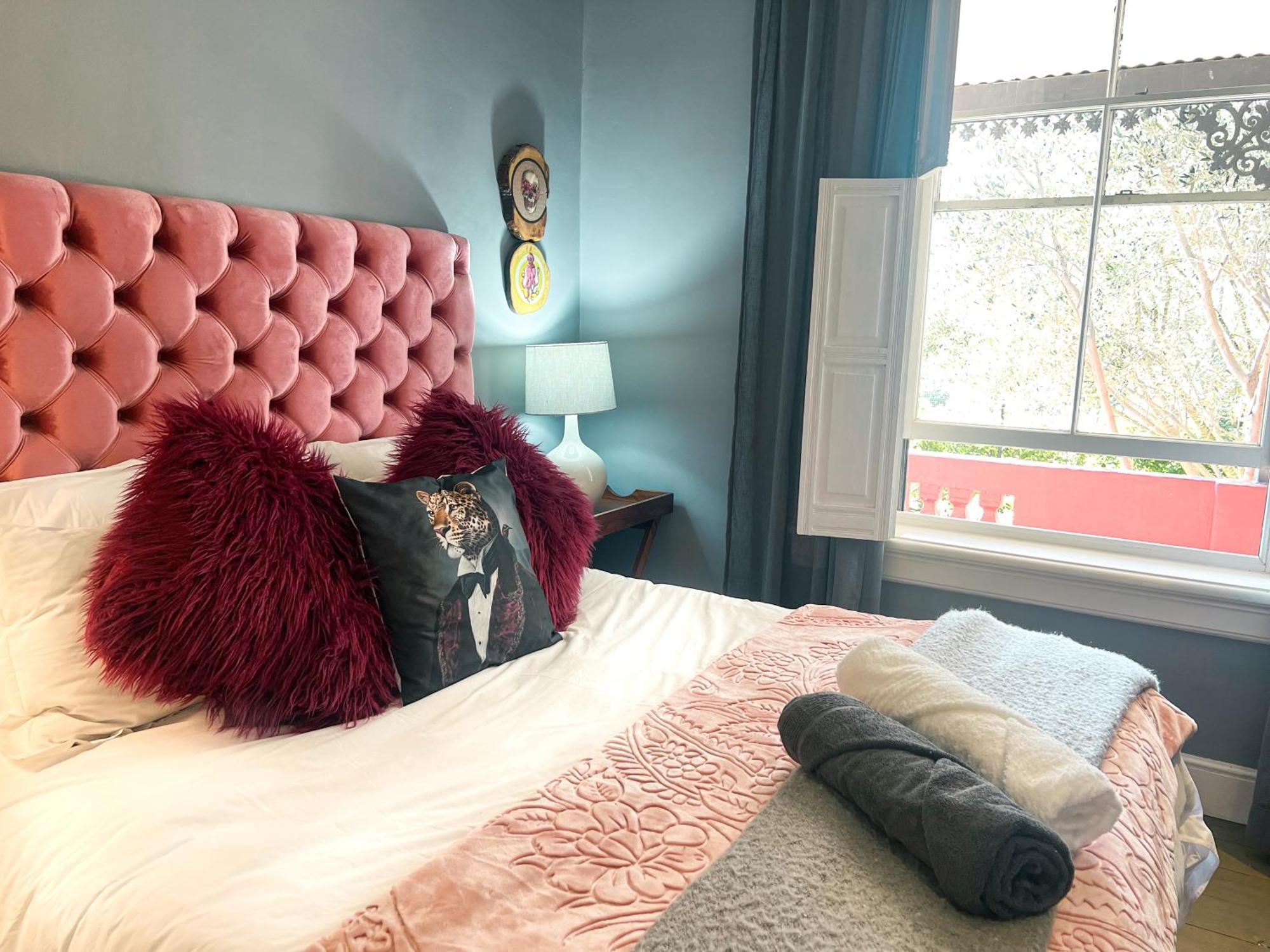 Kamer met Queensize Bed