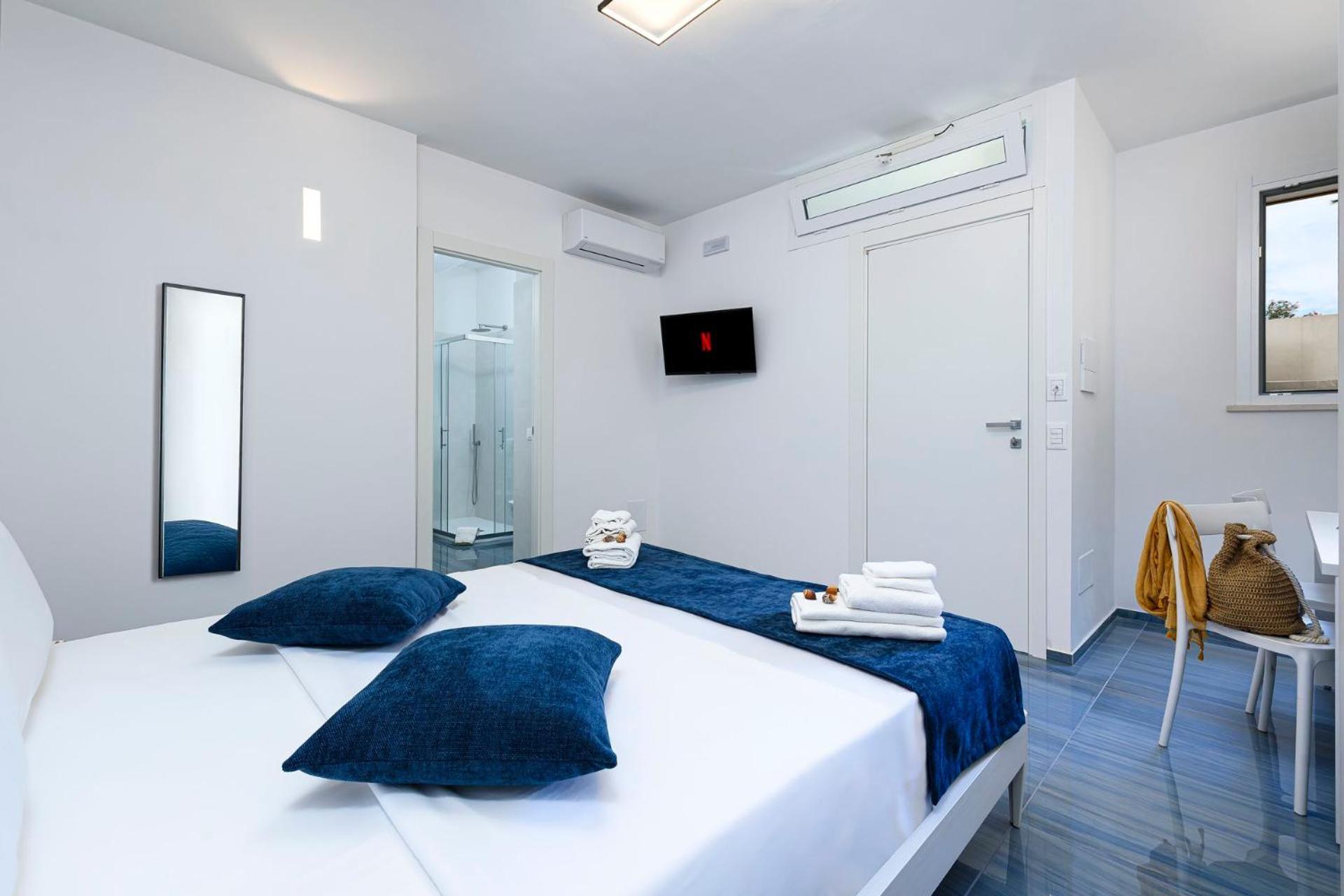 Large Double Room
