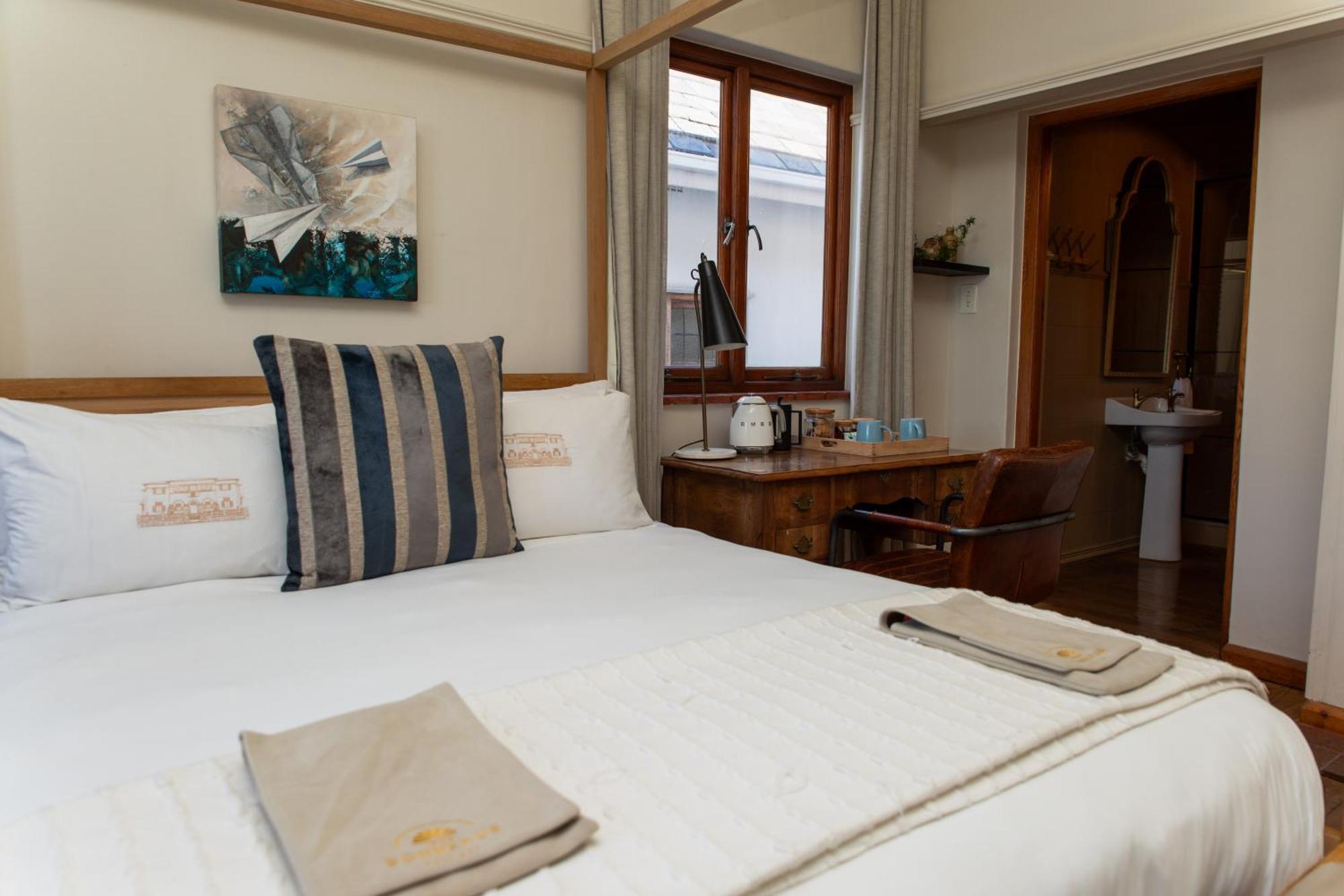 Double or Twin Room Sea View,1675887147:JPEG