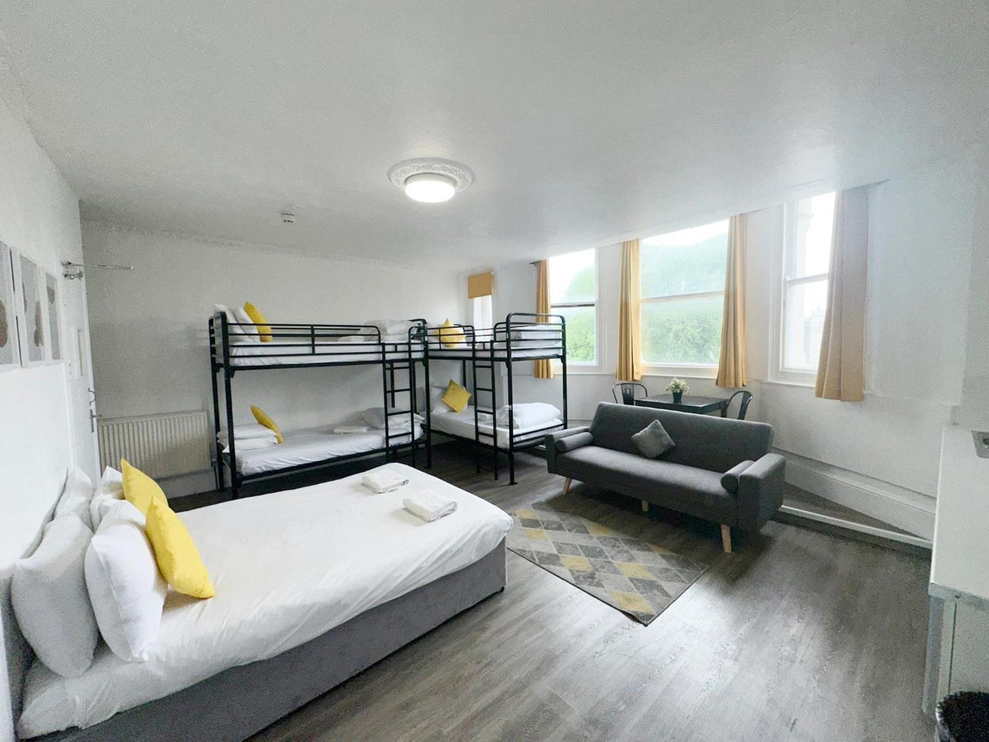 Family Room,1676747518:JPEG