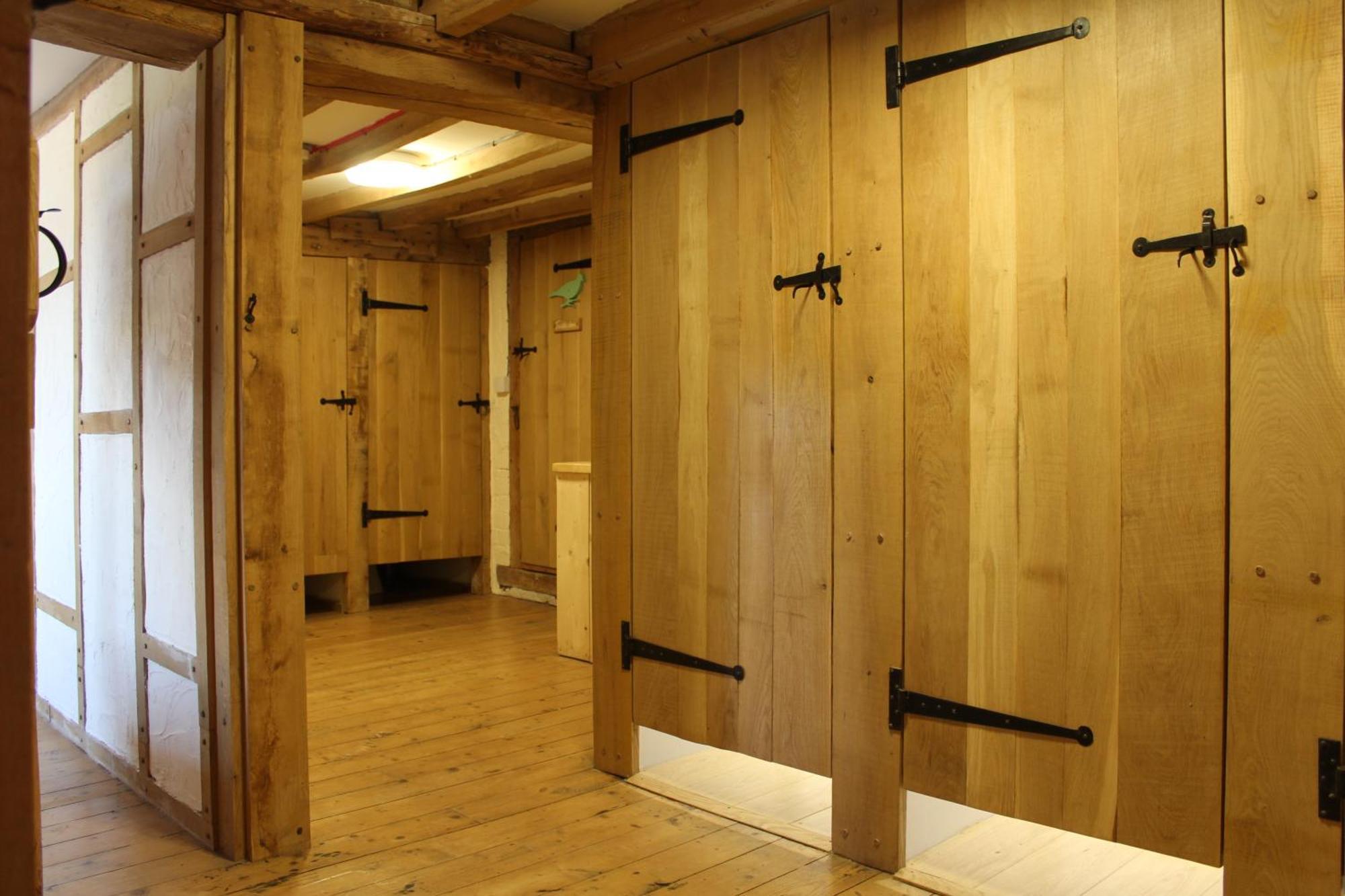 Mixed Dormitory Room