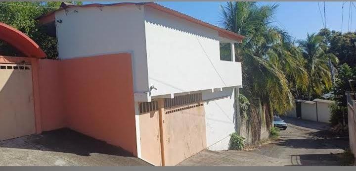 Habitación Triple con baño privado