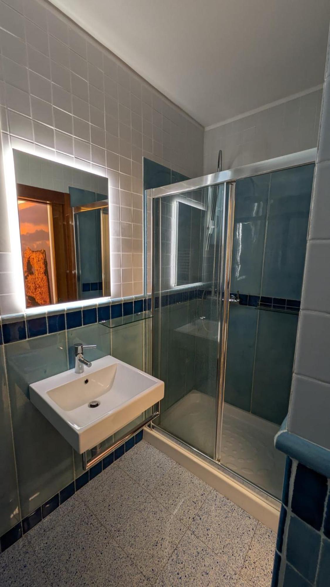 Camera Matrimoniale con Bagno Privato