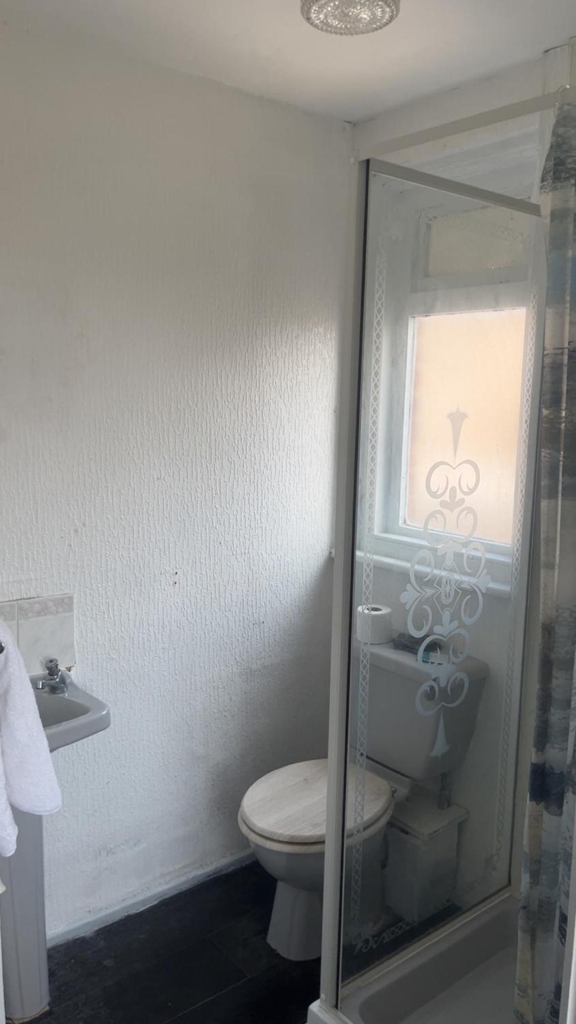 Budget Double Room,1679671724:JPEG