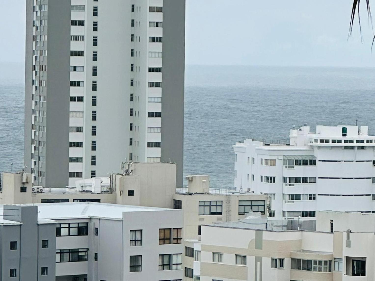 Deluxe Double Room with Side Sea View