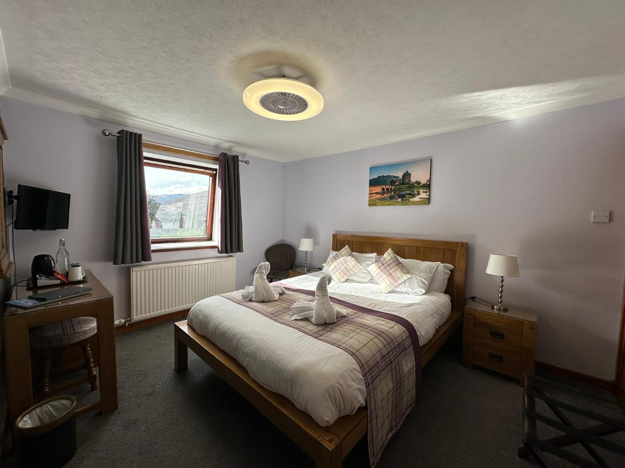 Double Room with Mountain View