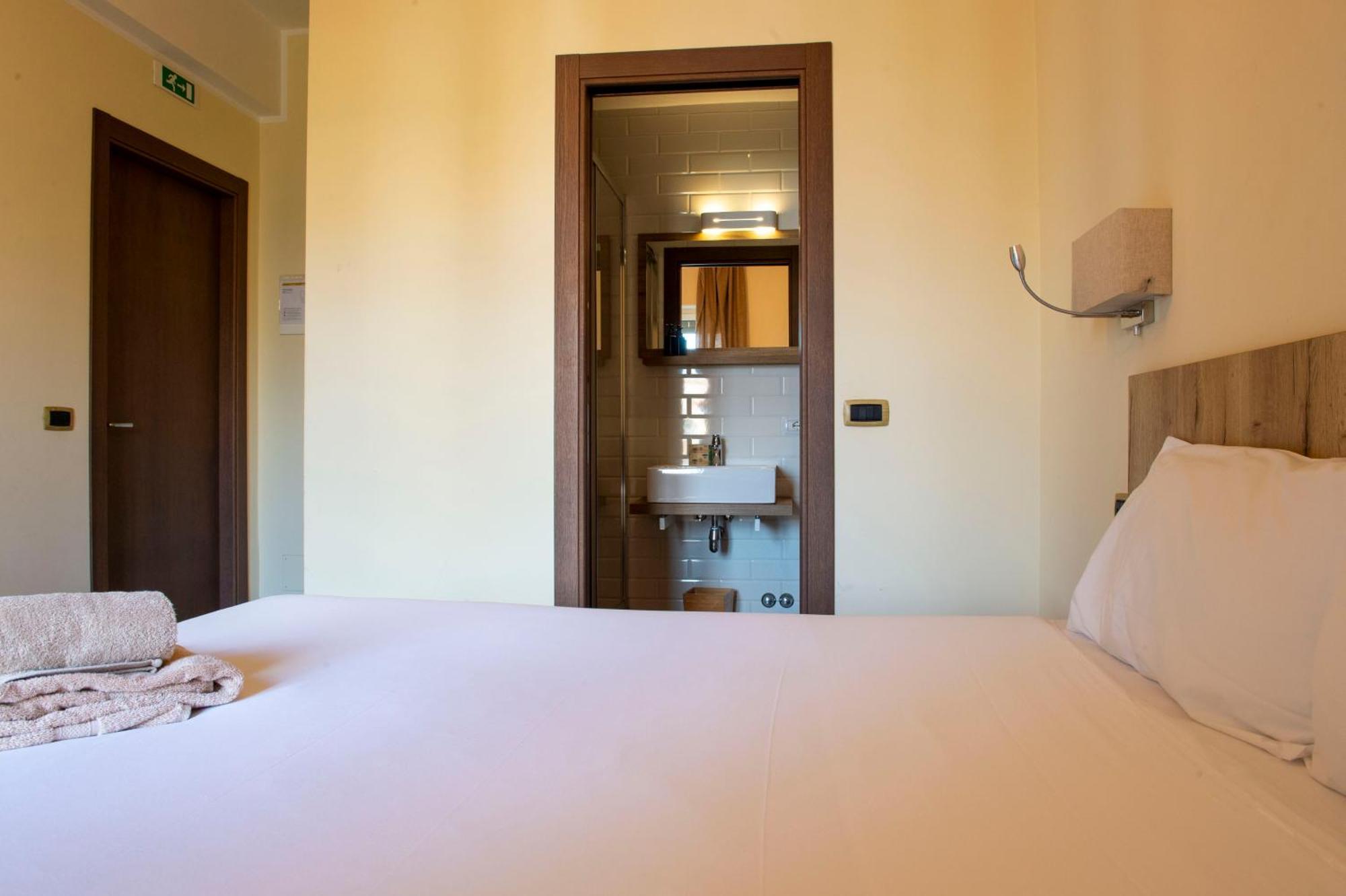Single Room Balcony