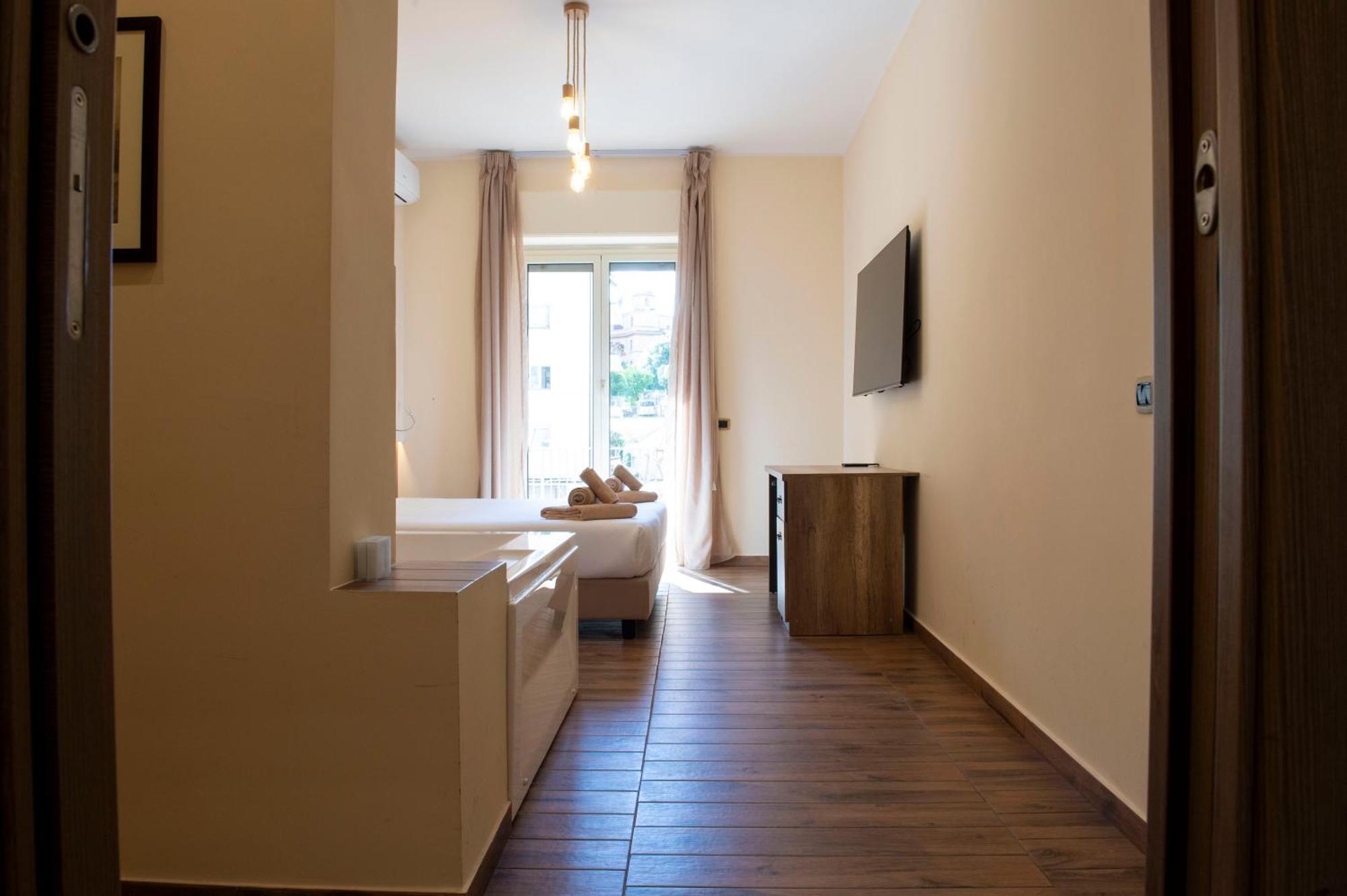 Double Room Spa Bath