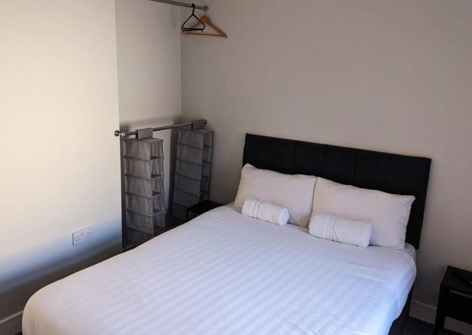 Double Room,1744256591:JPEG