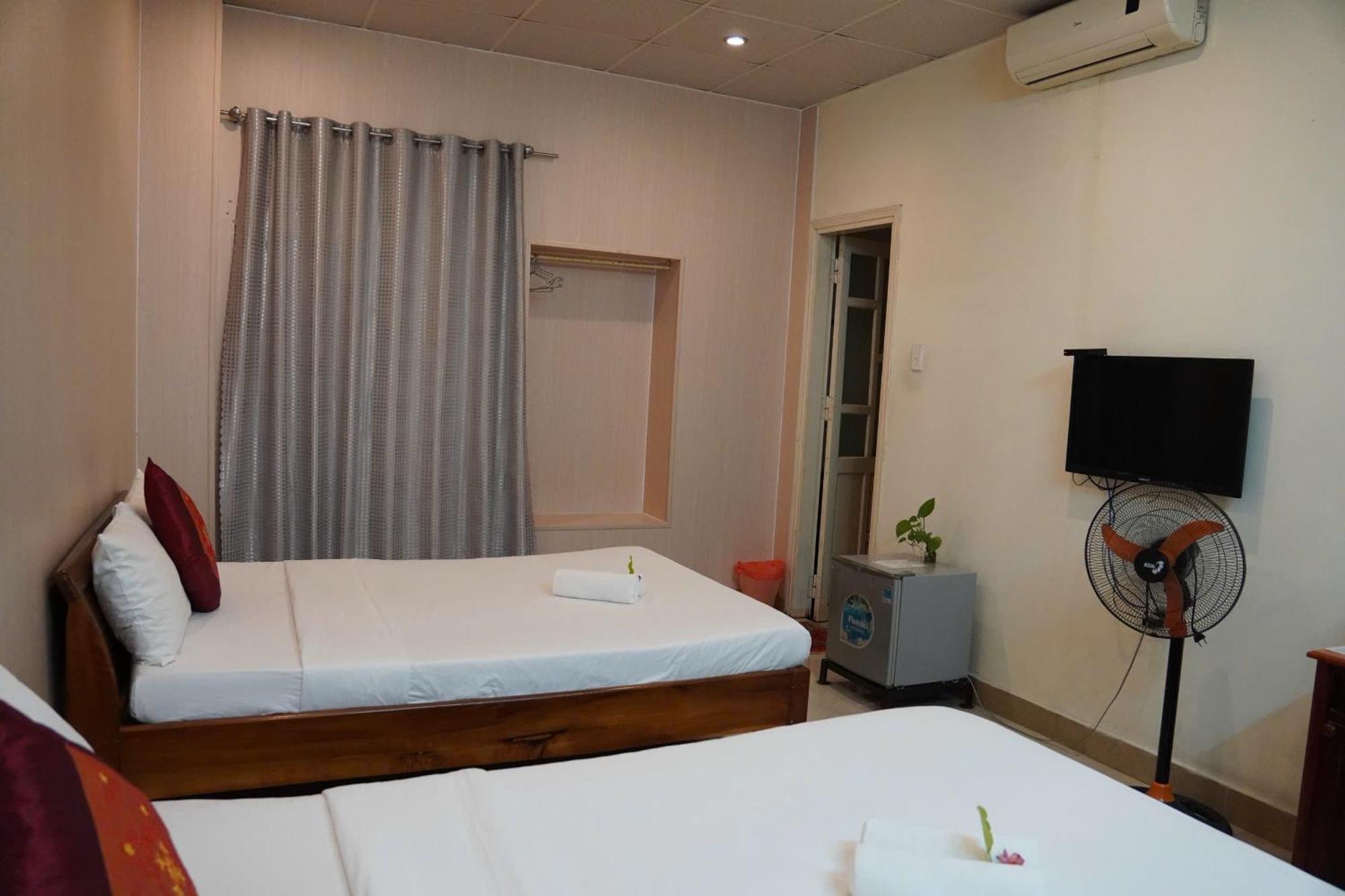 Triple Room,1697932711:JPEG