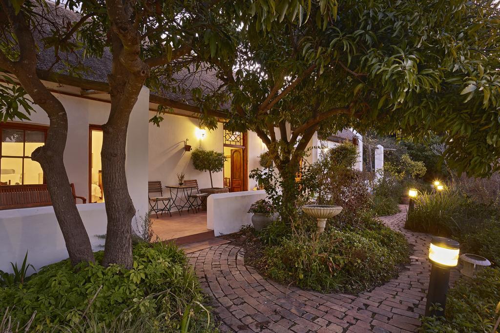 Double or Twin Room with Terrace