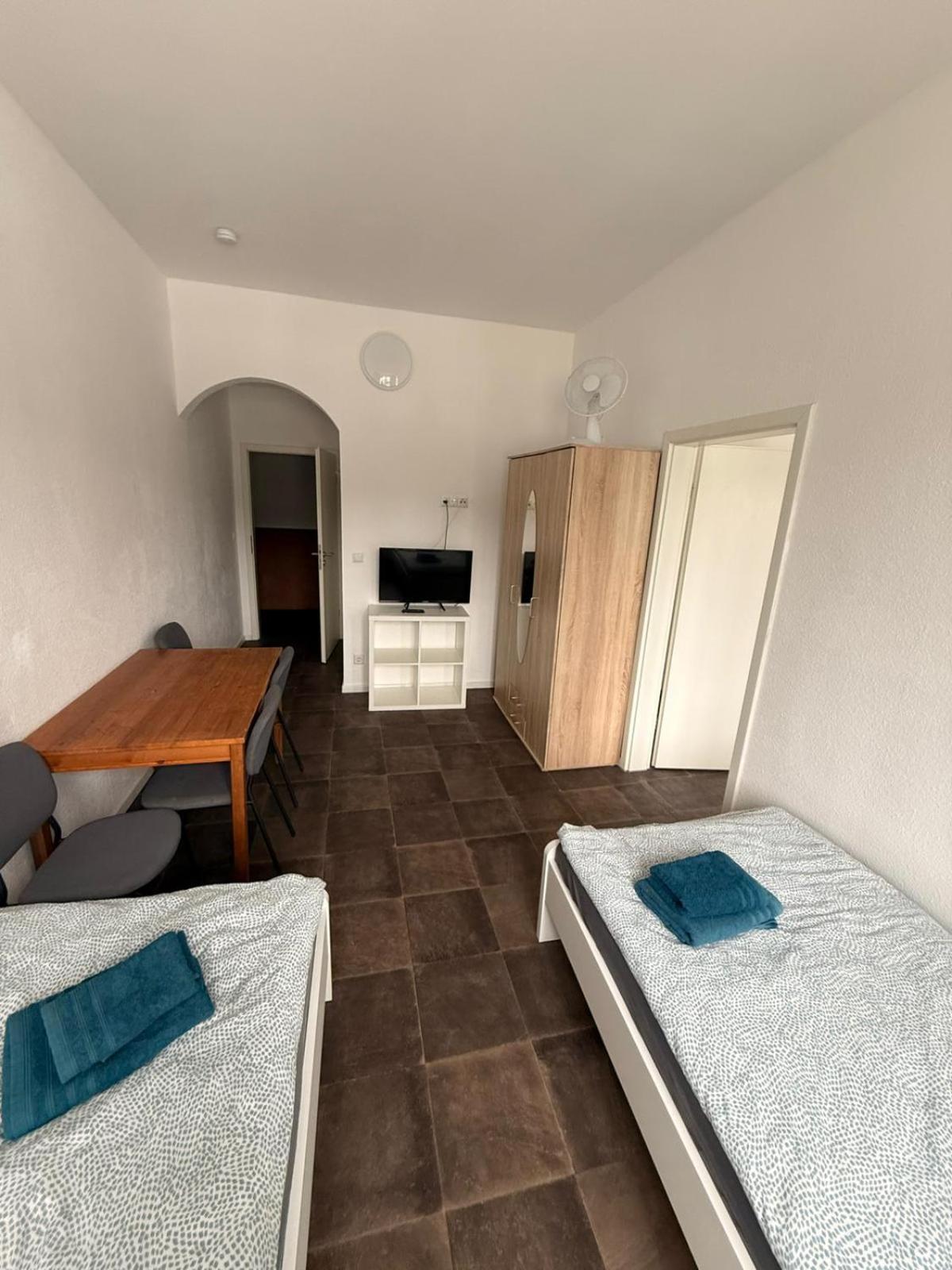 Vierbettzimmer mit eigenem Bad