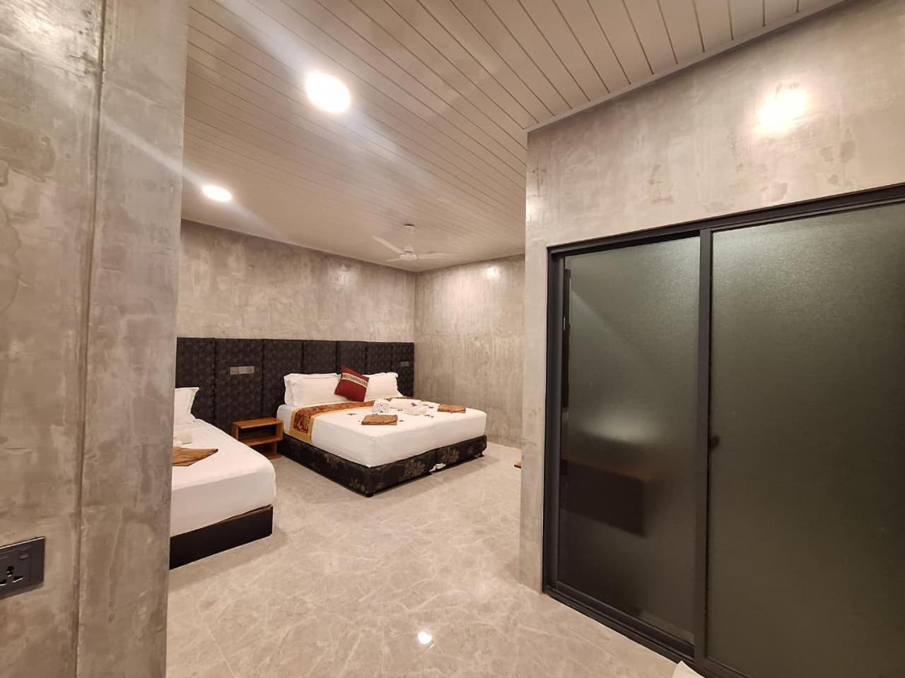 Deluxe Family Room,1717094614:JPEG