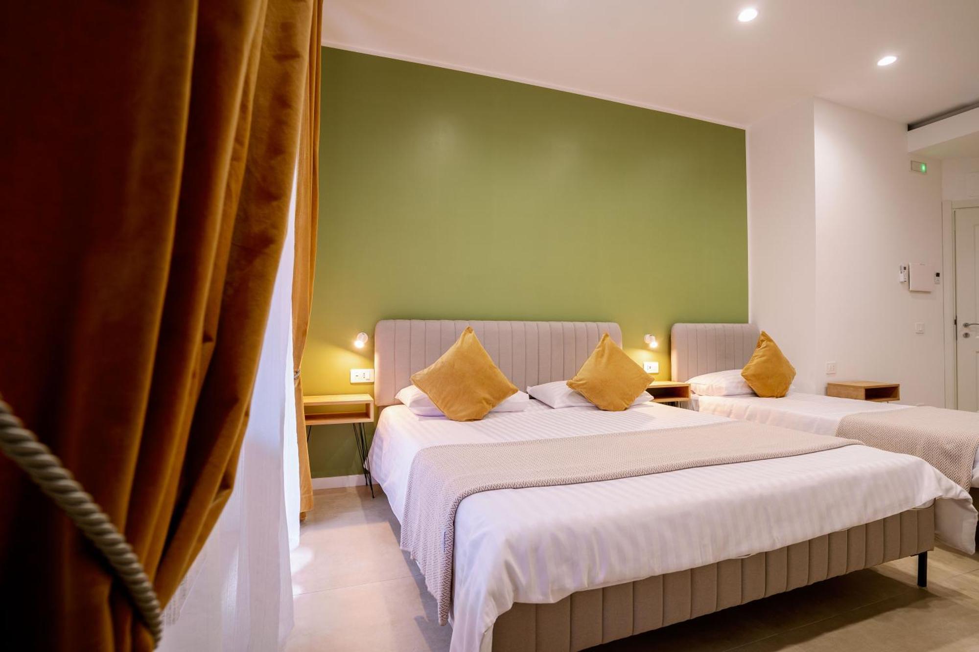 Triple Room Balcony