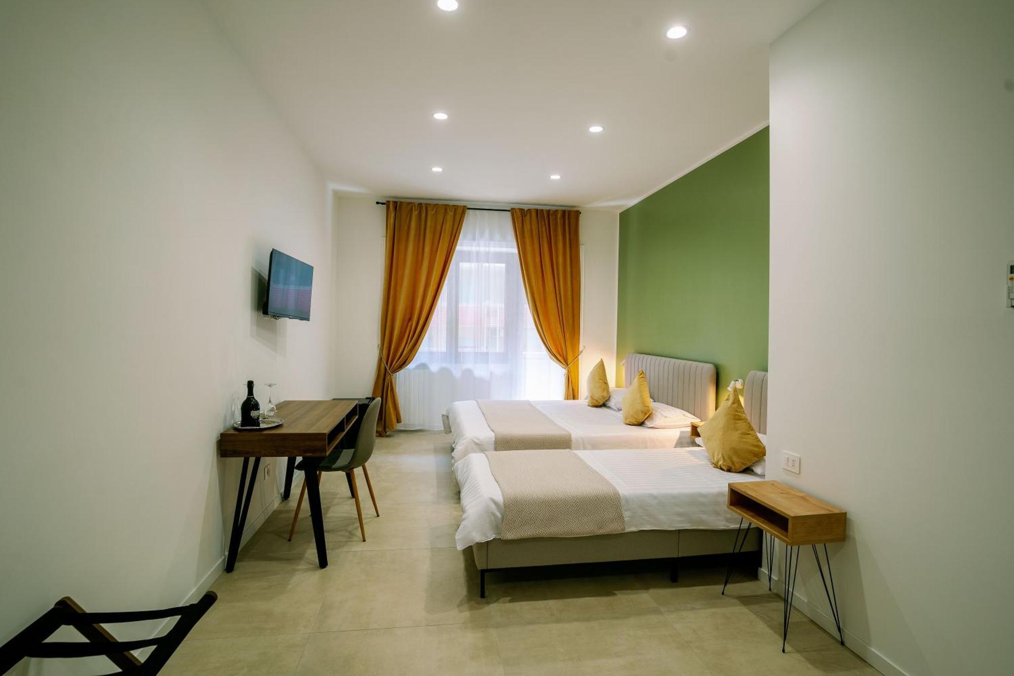 Triple Room Balcony