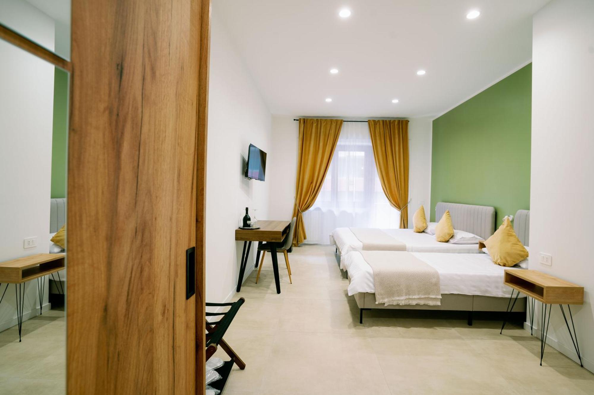Triple Room Balcony