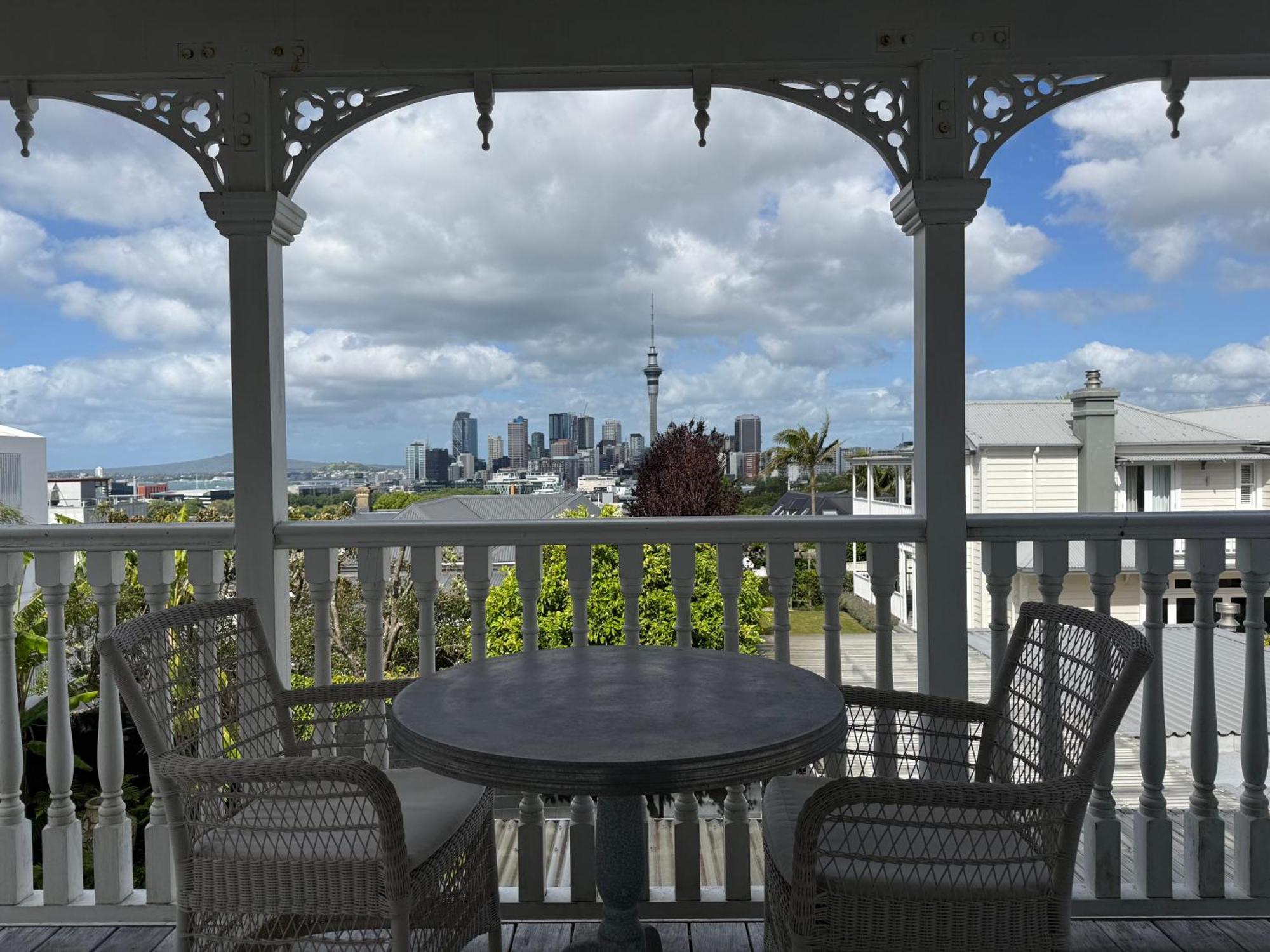 Penthouse Private Verandah