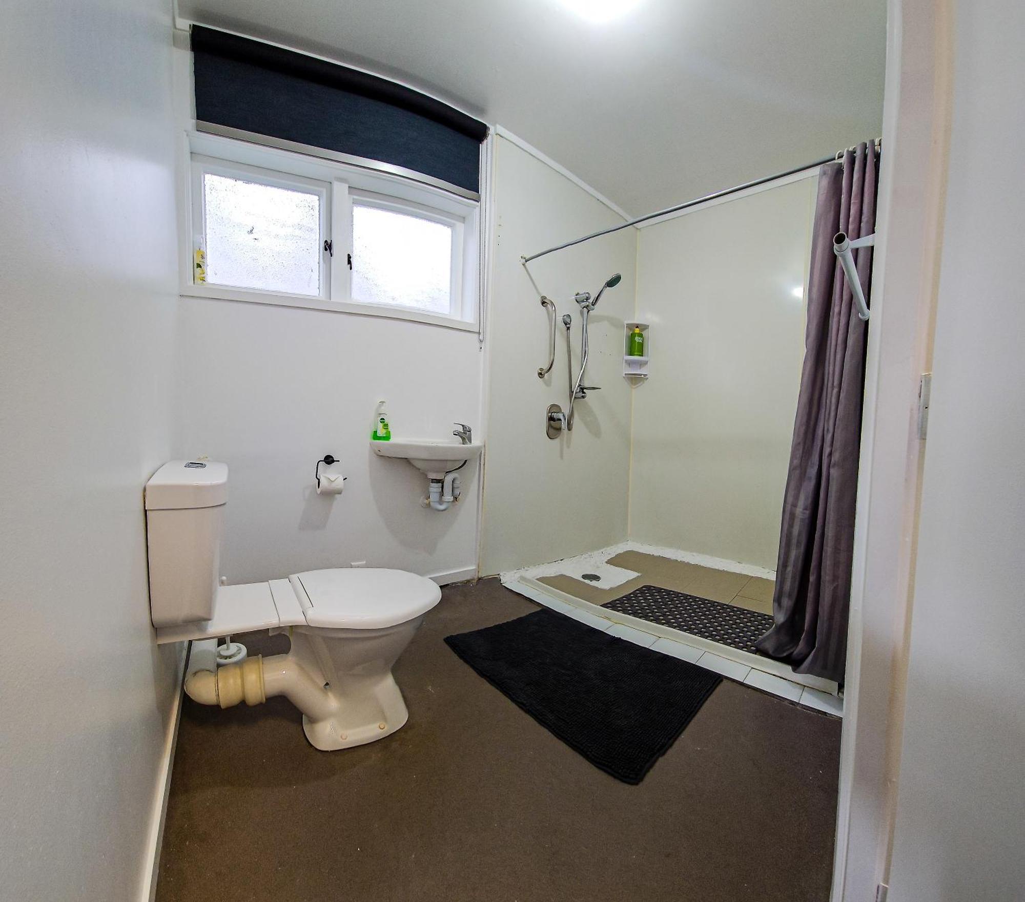 Family Room Private Bathroom