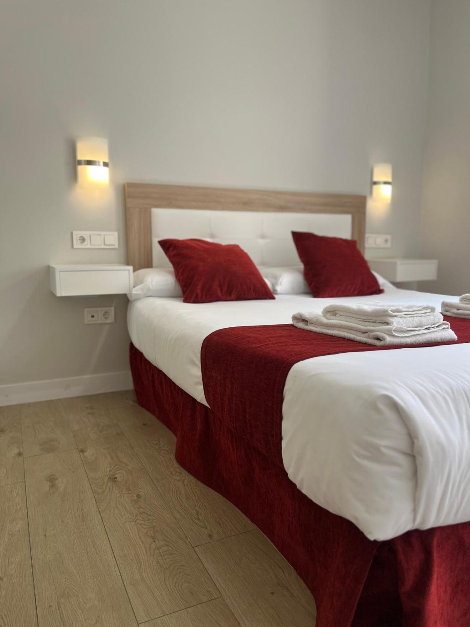 Double Room,1731642238:JPEG