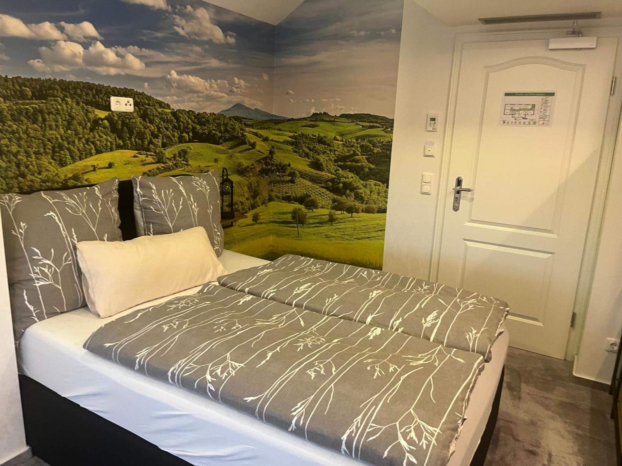 Doppelzimmer mit eigenem Bad