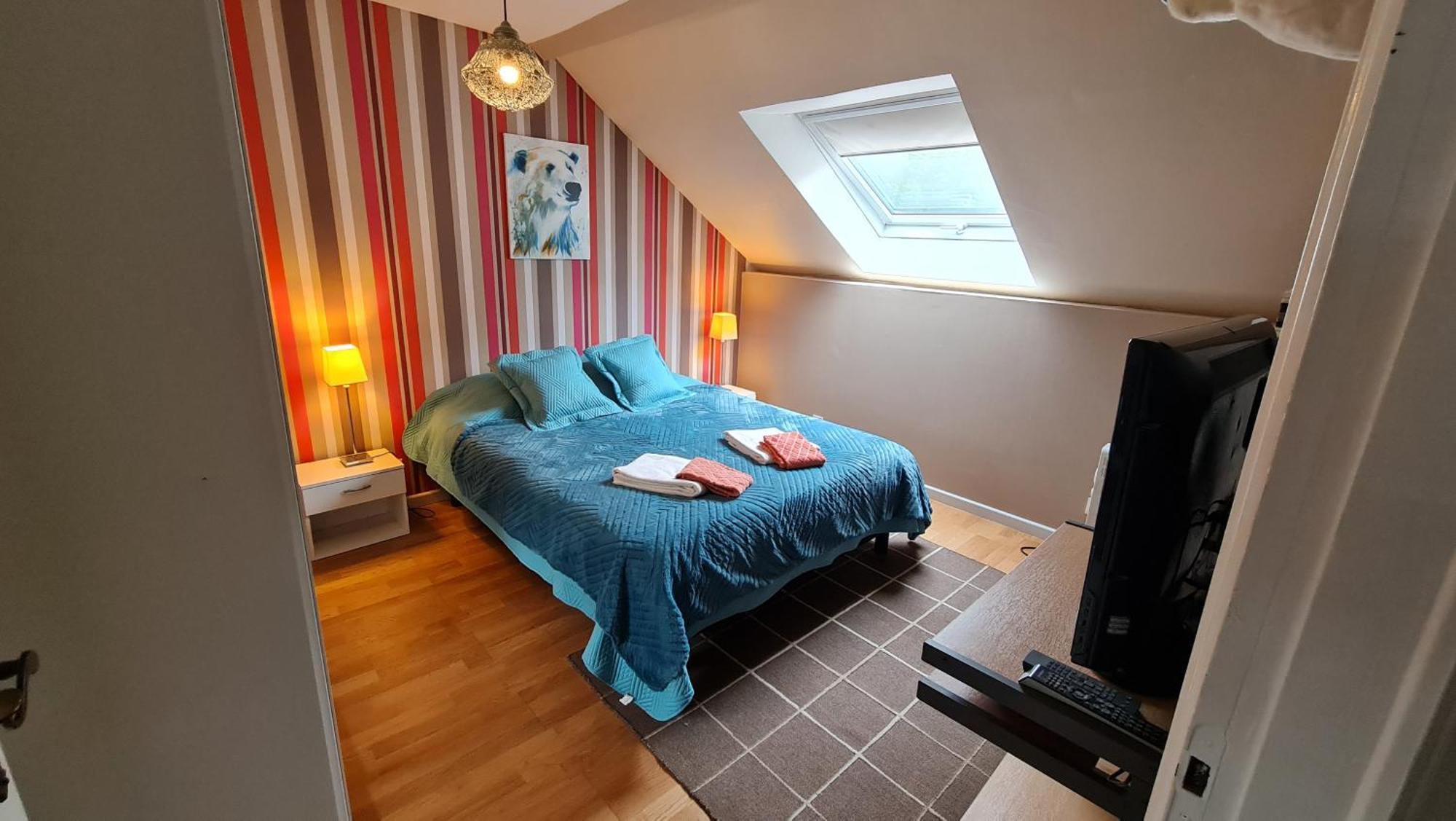 Double Room,1739832147:JPEG