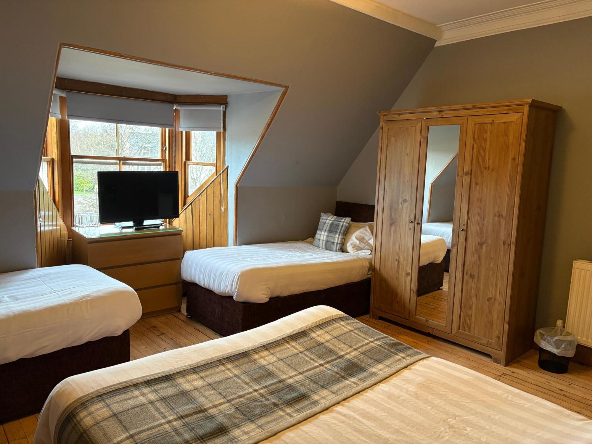 Quadruple en suite Room