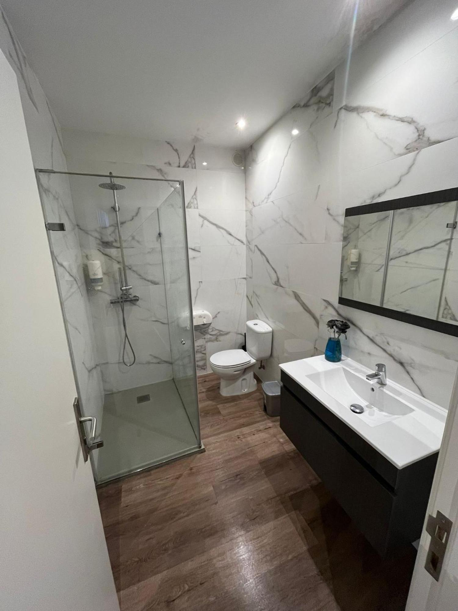 Double Room Private Bathroom,1743284708:JPEG