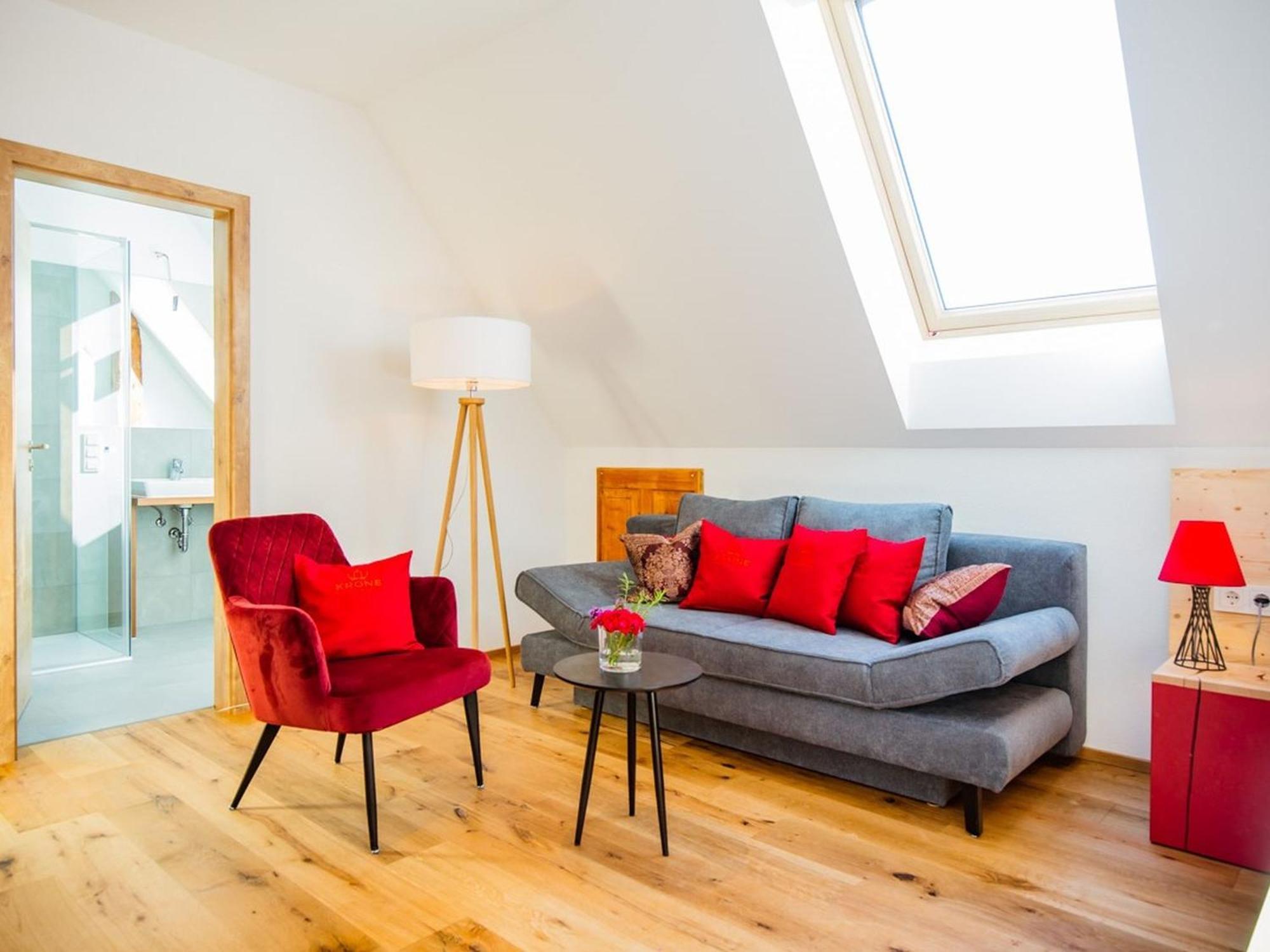 Basic Triple Room,1743378102:JPEG