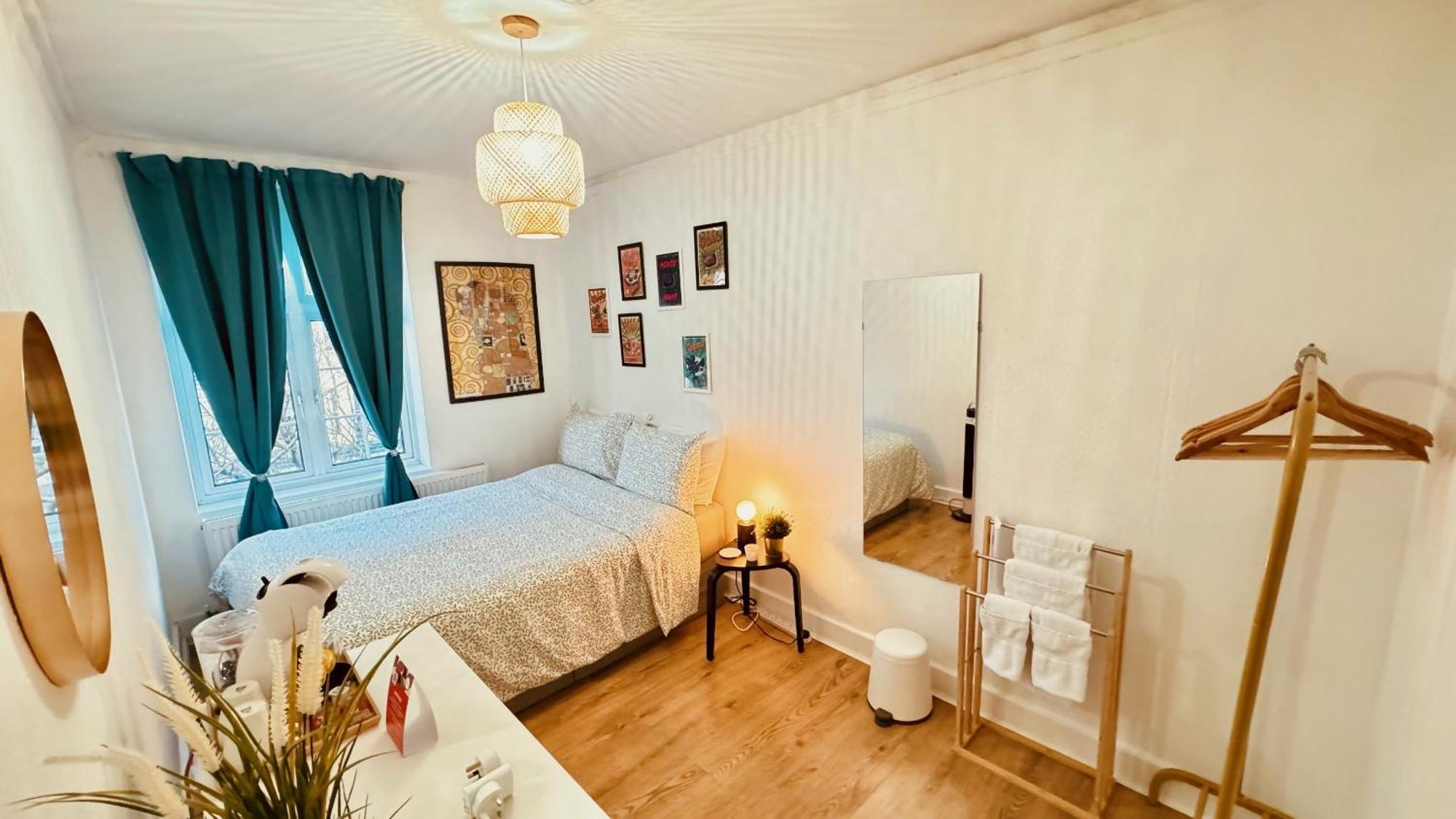 Double Room,1744886928:JPEG